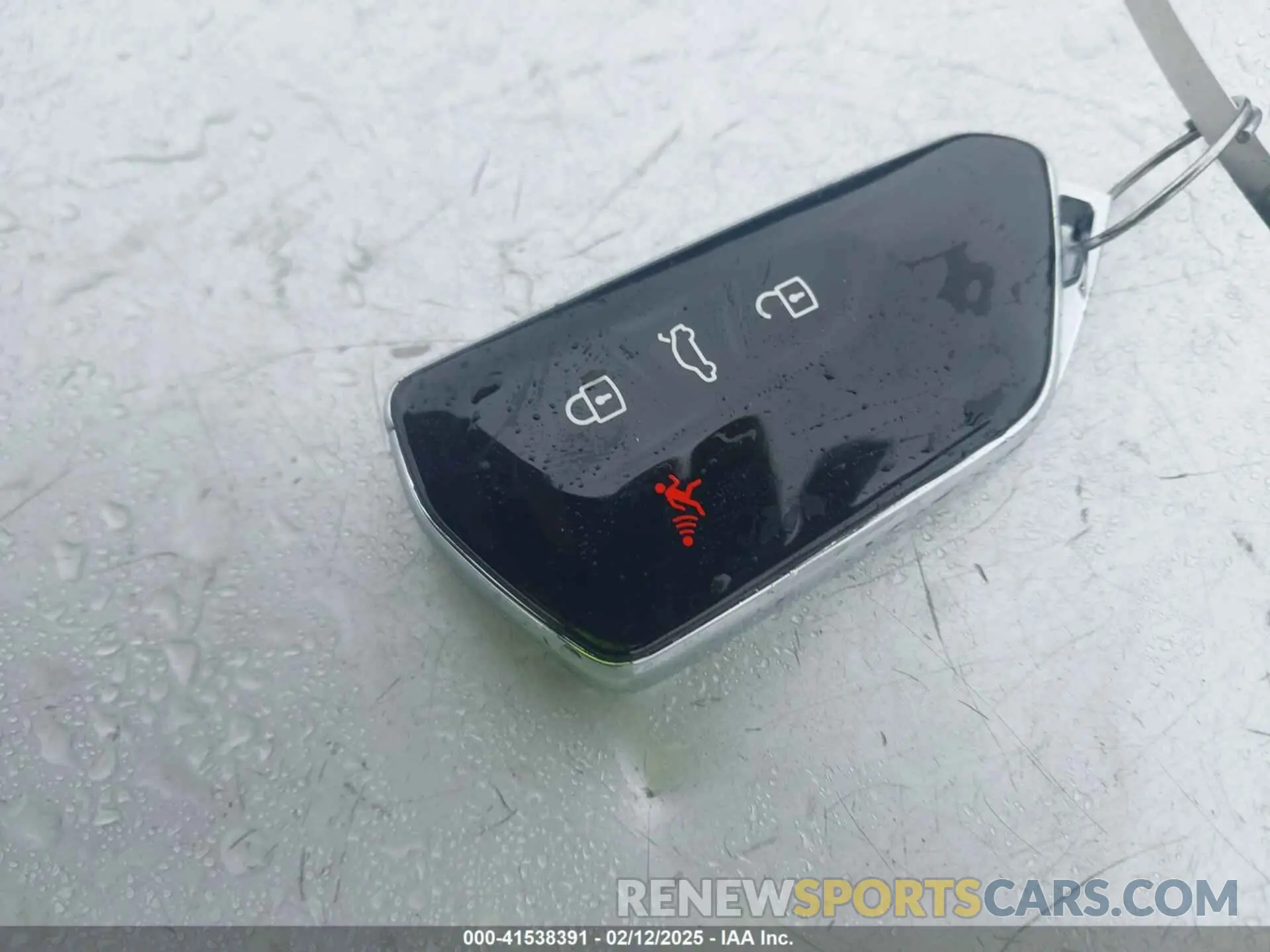 11 fotografías del automóvil dañado 1V2CMPE88PC028158 VOLKSWAGEN ID.4 2023