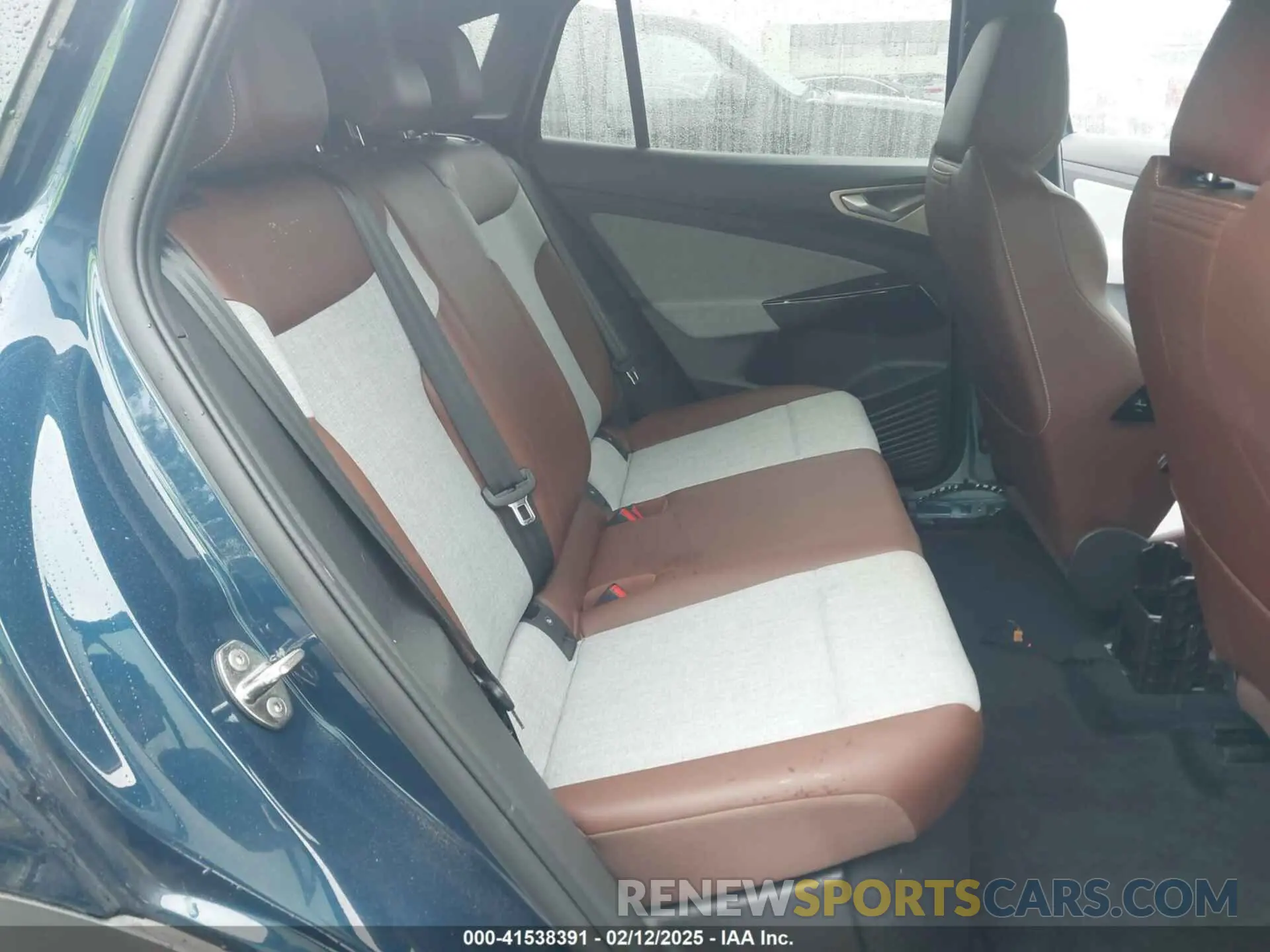 8 fotografías del automóvil dañado 1V2CMPE88PC028158 VOLKSWAGEN ID.4 2023