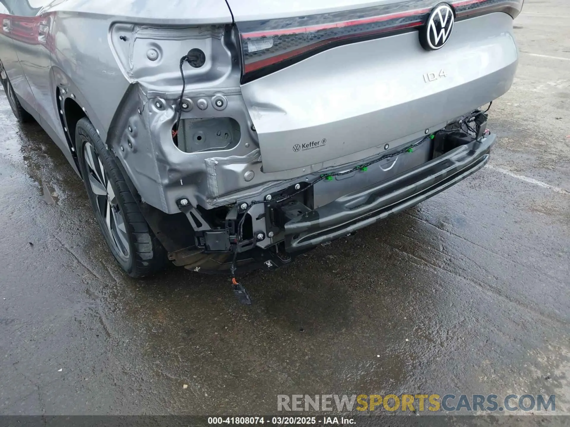 20 fotografías del automóvil dañado 1V2CMPE88PC054632 VOLKSWAGEN ID.4 2023