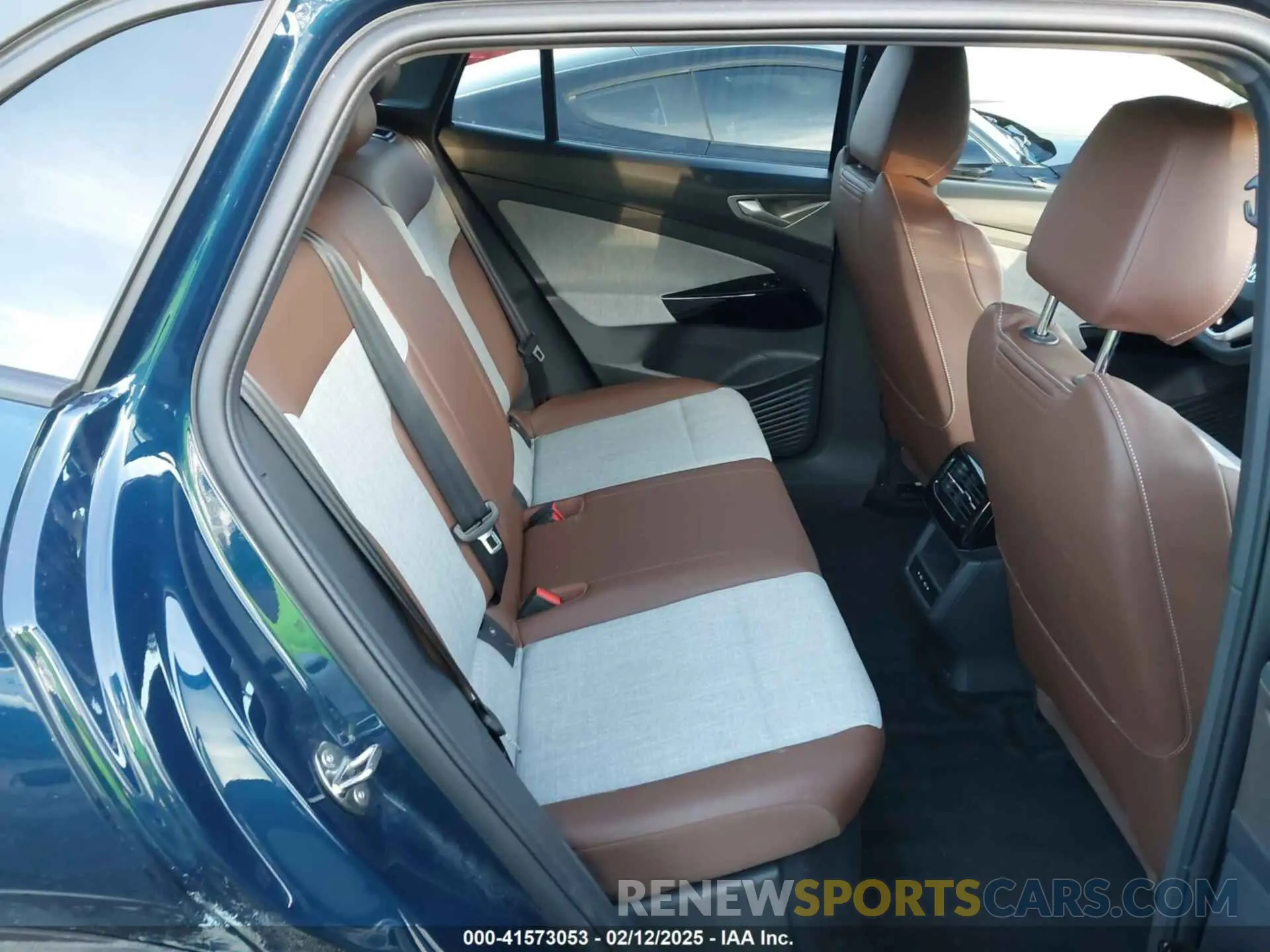 8 fotografías del automóvil dañado 1V2DNPE81PC017620 VOLKSWAGEN ID.4 2023
