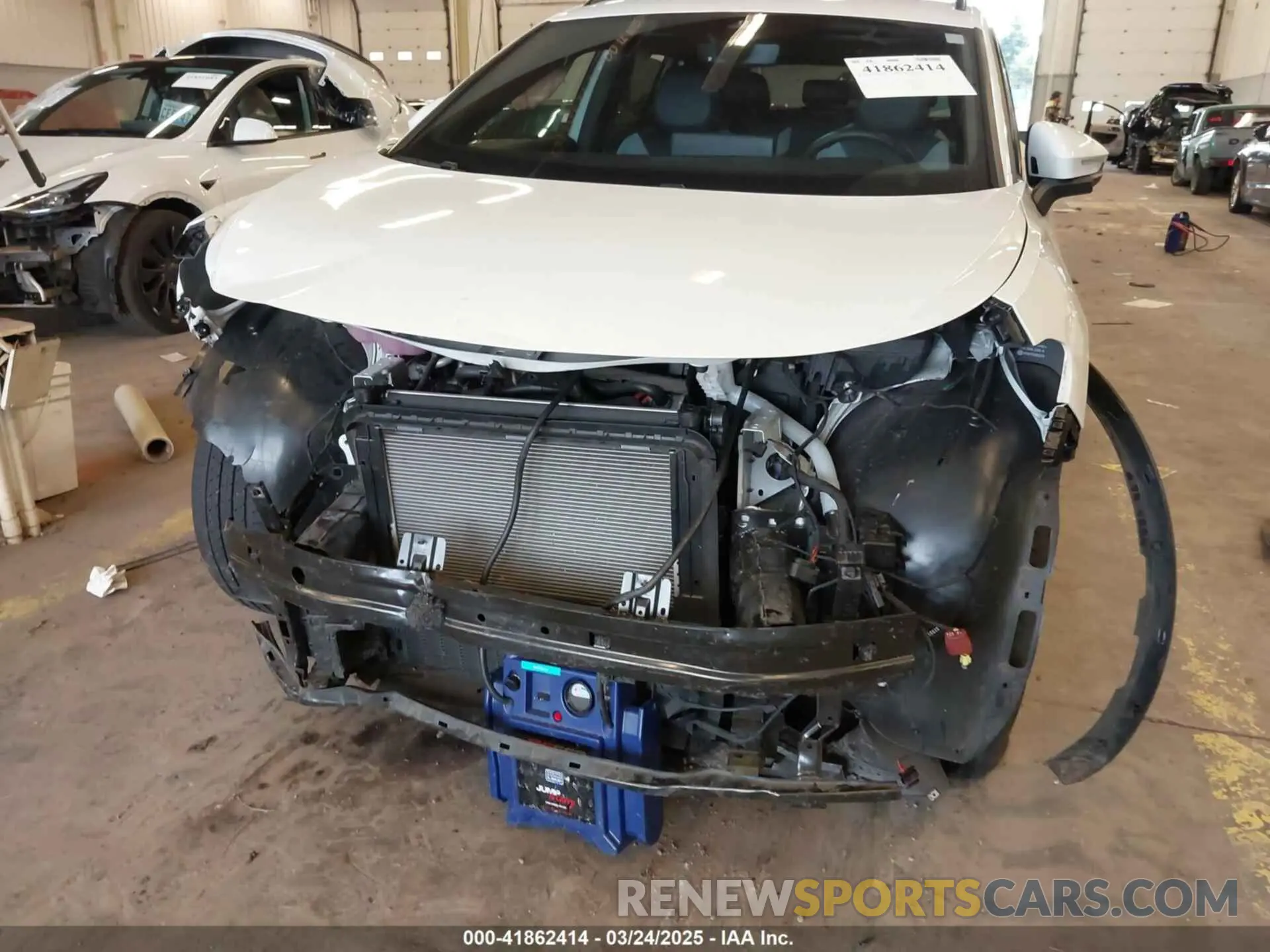 6 fotografías del automóvil dañado 1V2DNPE83PC033639 VOLKSWAGEN ID.4 2023