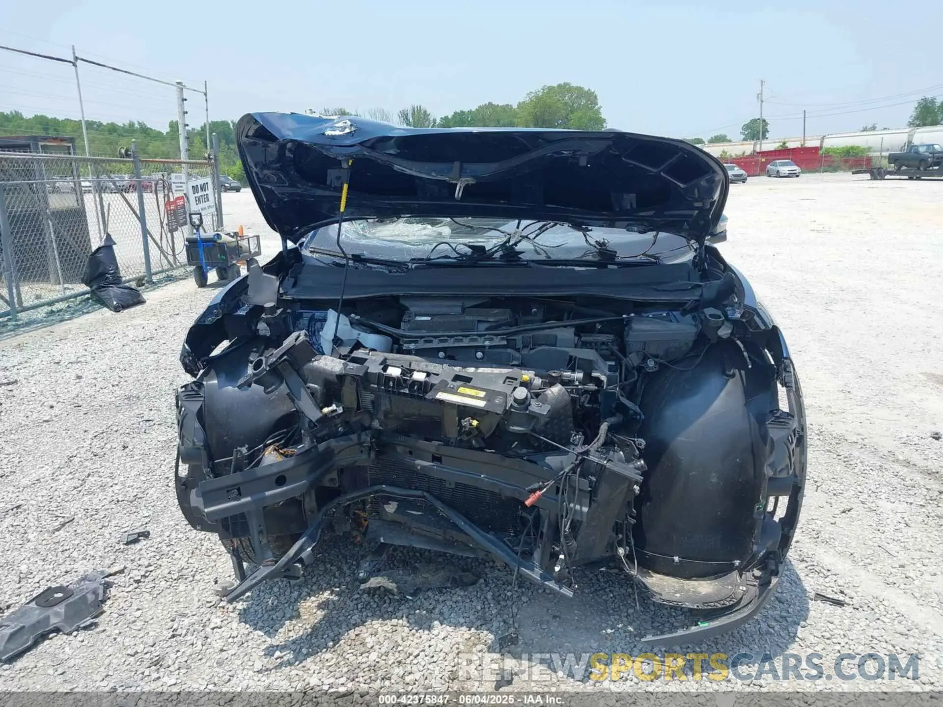 12 fotografías del automóvil dañado 1V2DNPE85PC036896 VOLKSWAGEN ID.4 2023