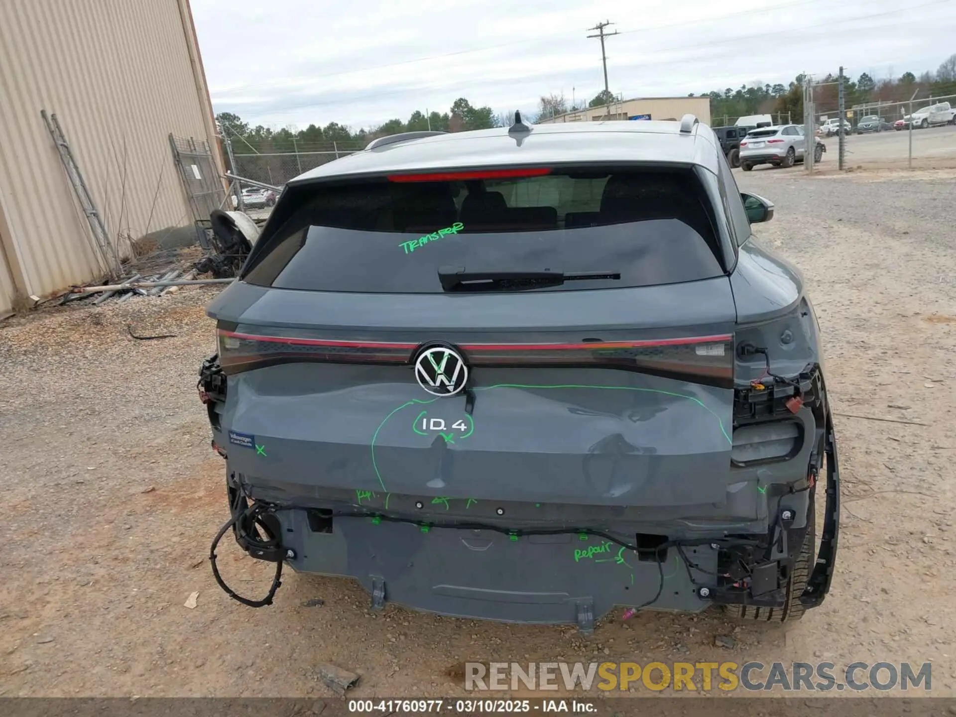 16 fotografías del automóvil dañado 1V2DNPE85PC048594 VOLKSWAGEN ID.4 2023