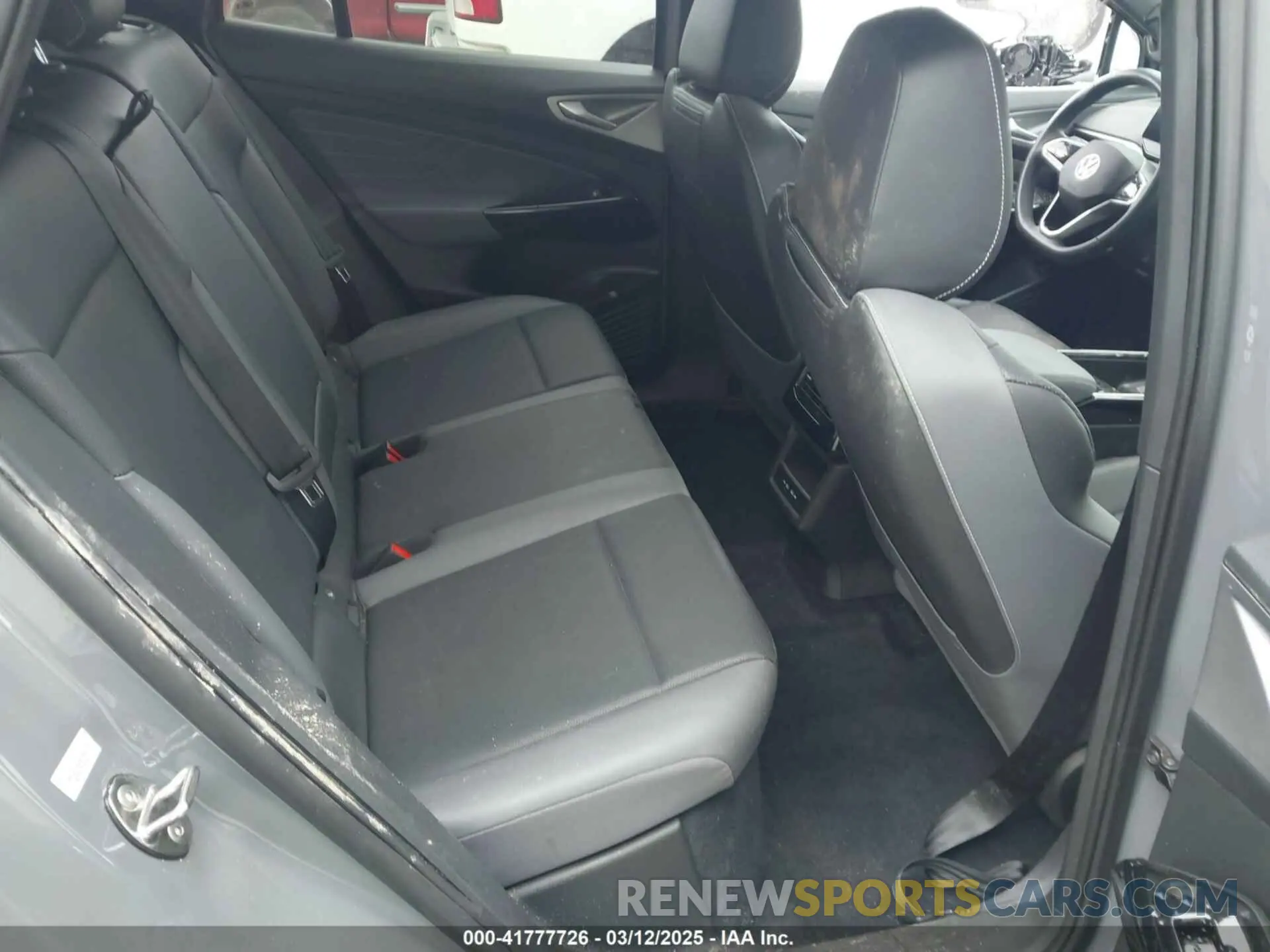8 fotografías del automóvil dañado 1V2FMPE87PC011624 VOLKSWAGEN ID.4 2023