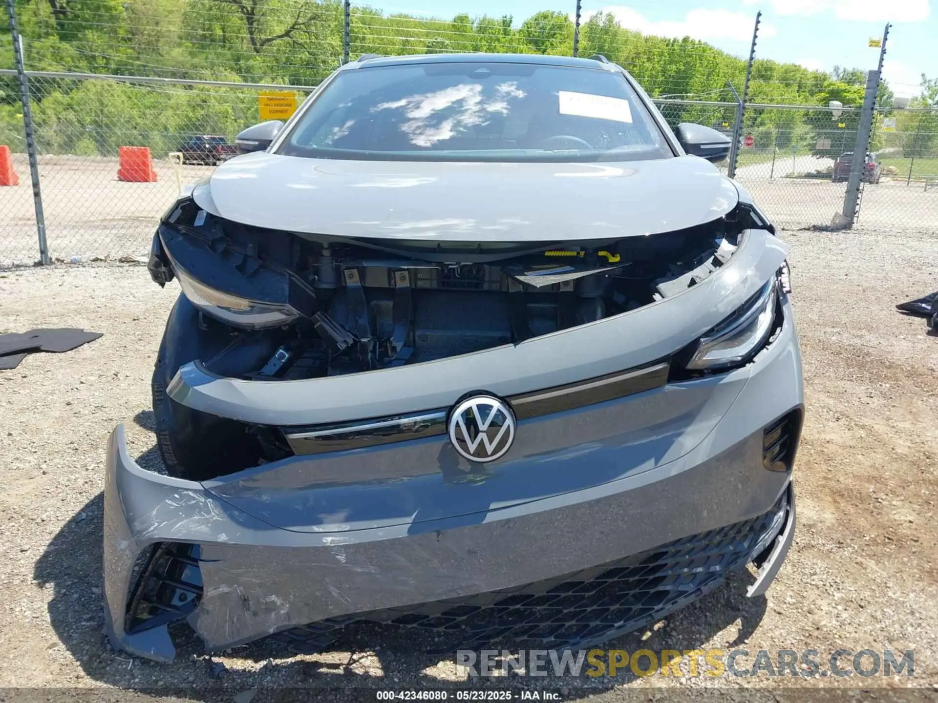 12 fotografías del automóvil dañado 1V2GNPE80PC006735 VOLKSWAGEN ID.4 2023