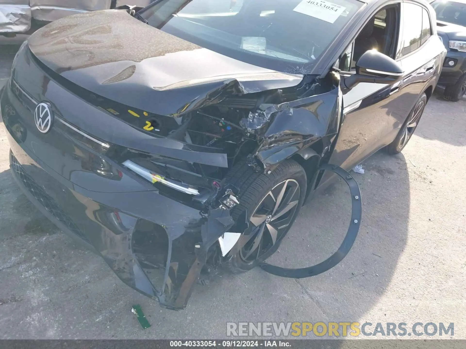 6 fotografías del automóvil dañado 1V2VMPE84PC024813 VOLKSWAGEN ID.4 2023