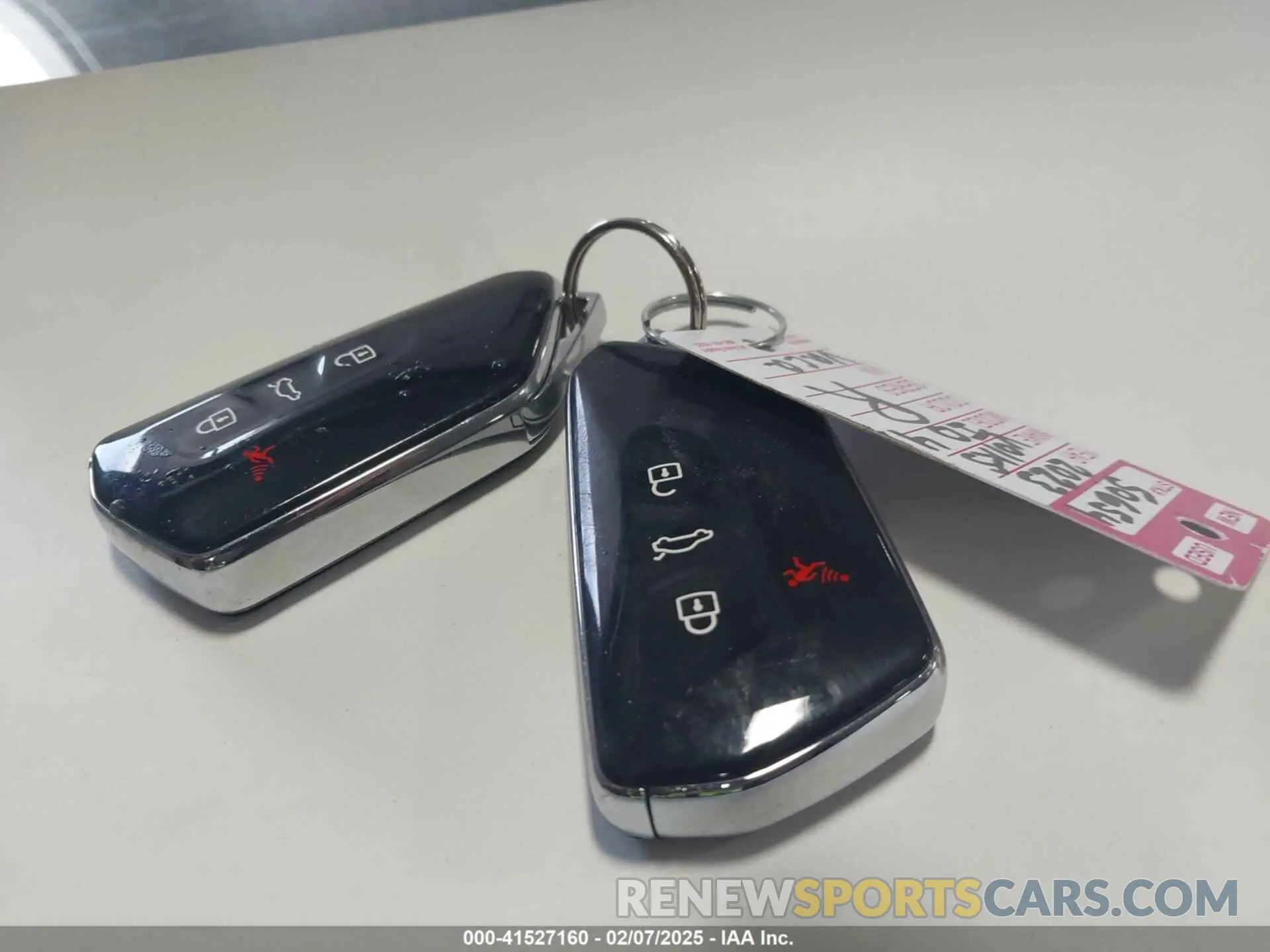 11 fotografías del automóvil dañado 1V2WNPE83PC037537 VOLKSWAGEN ID.4 2023