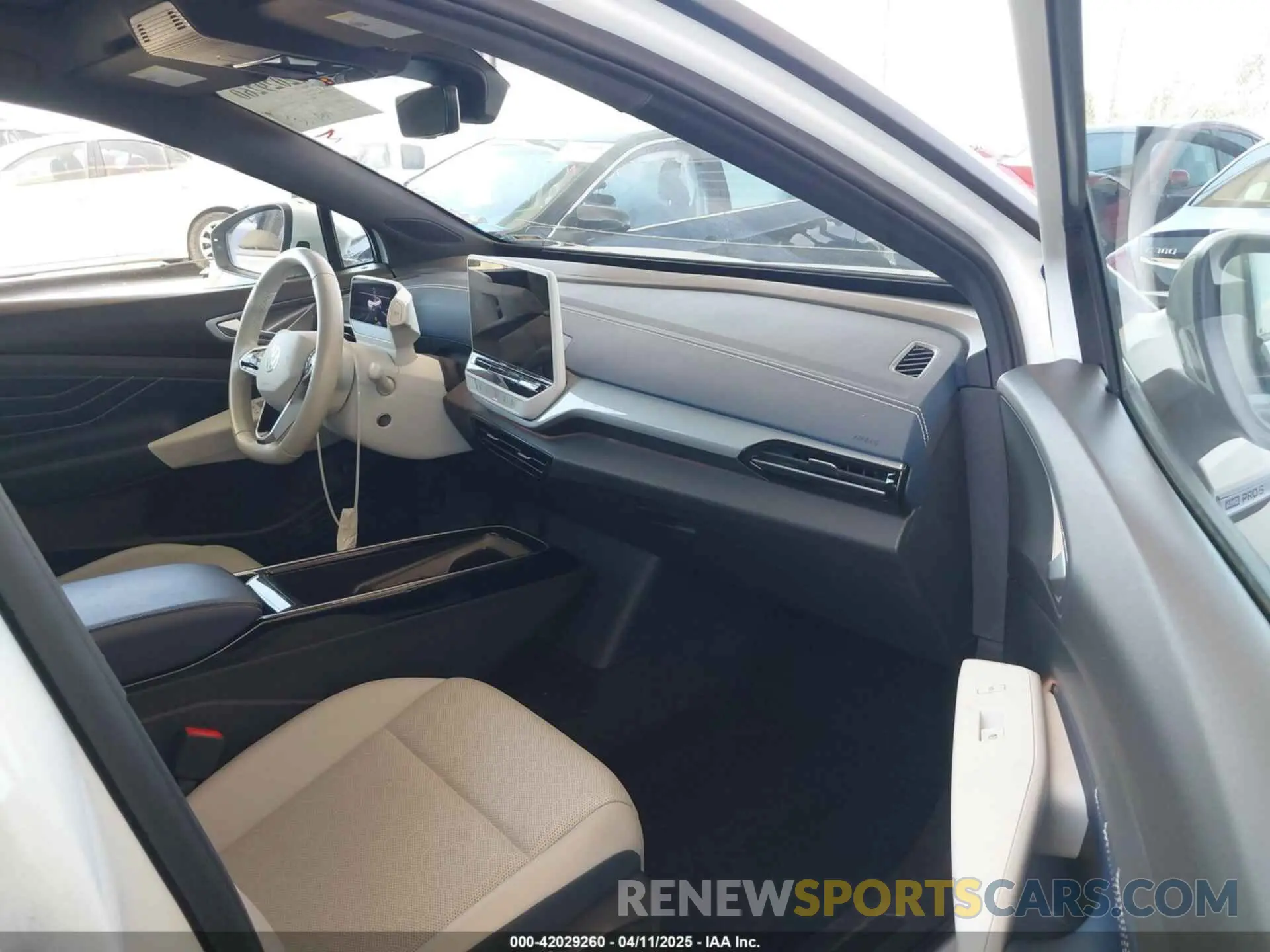 5 fotografías del automóvil dañado 1V2WNPE88PC026792 VOLKSWAGEN ID.4 2023