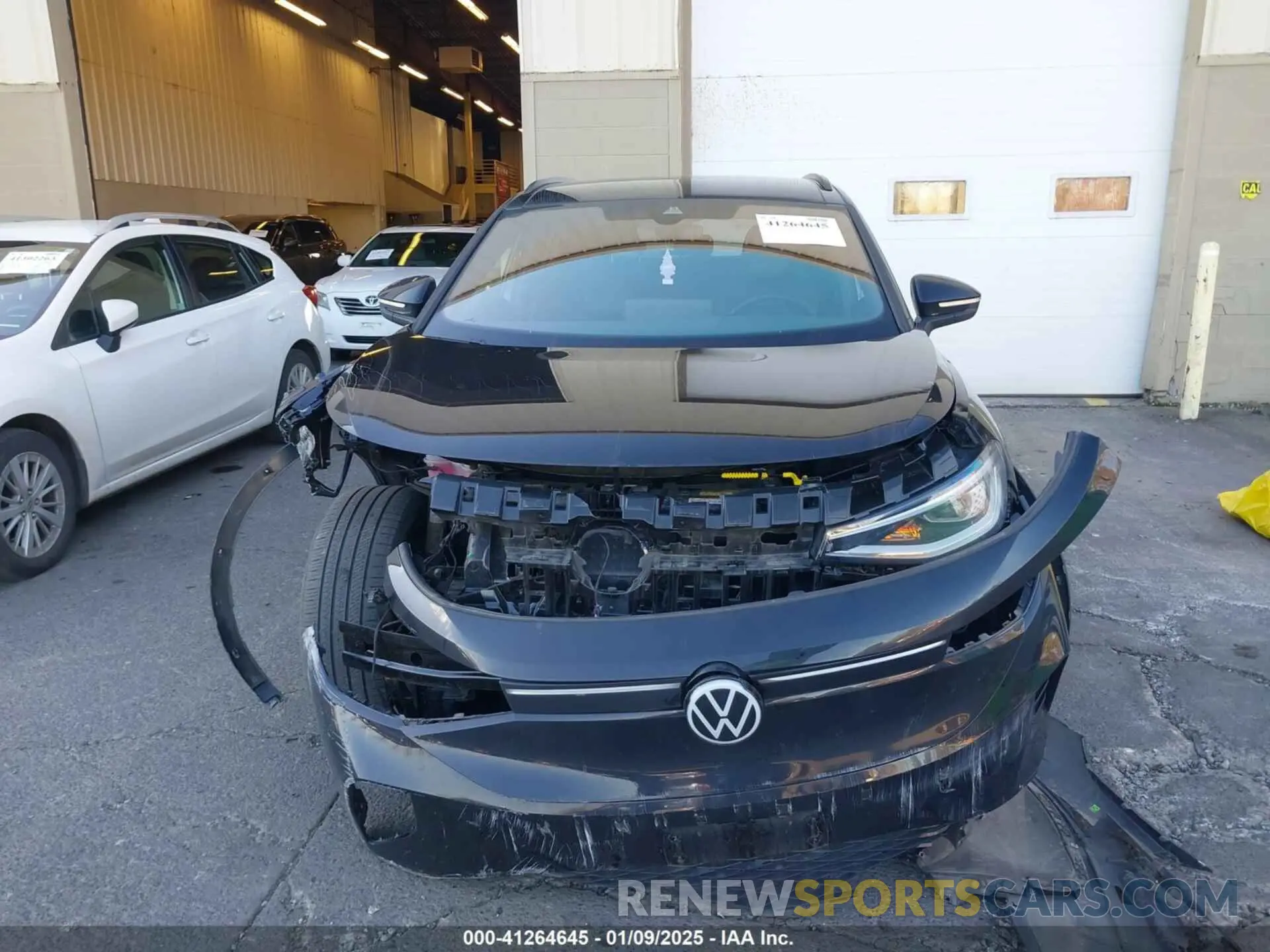 13 fotografías del automóvil dañado 1V2WNPE89PC051698 VOLKSWAGEN ID.4 2023