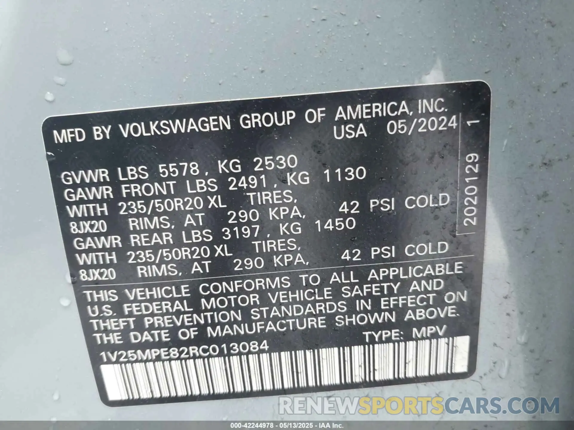 9 fotografías del automóvil dañado 1V25MPE82RC013084 VOLKSWAGEN ID.4 2024
