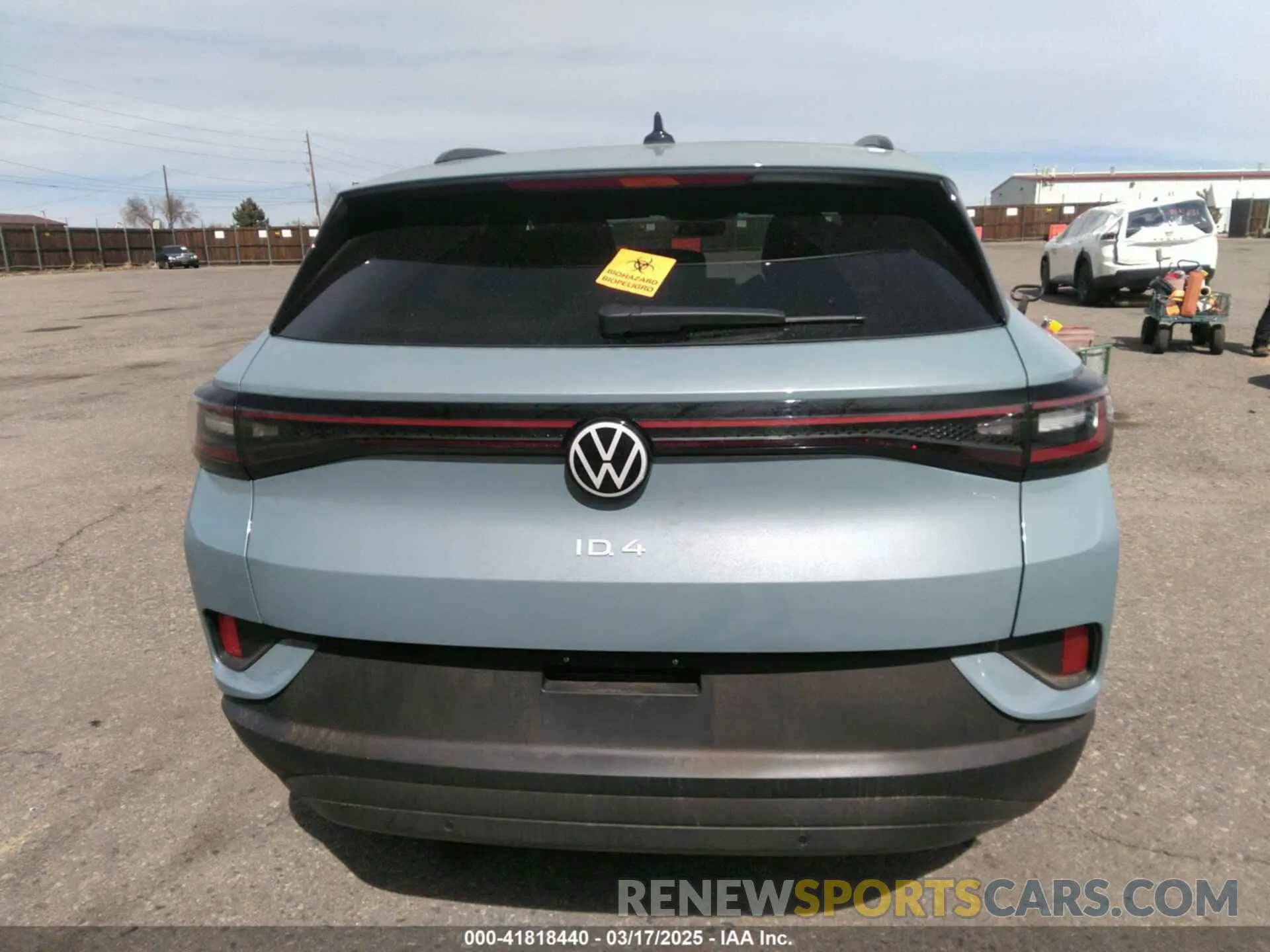 16 fotografías del automóvil dañado 1V25MPE86RC012438 VOLKSWAGEN ID.4 2024