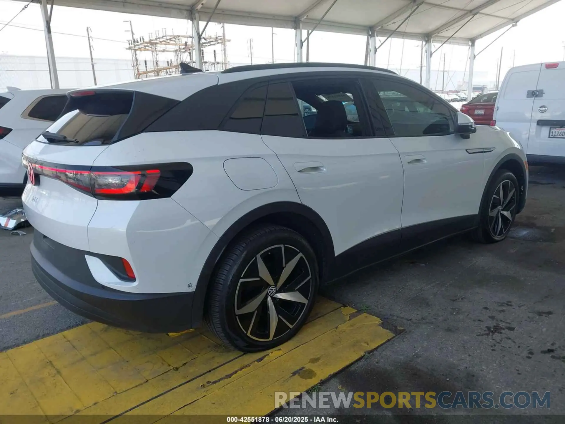 4 fotografías del automóvil dañado 1V2WSPE80RC003129 VOLKSWAGEN ID.4 2024