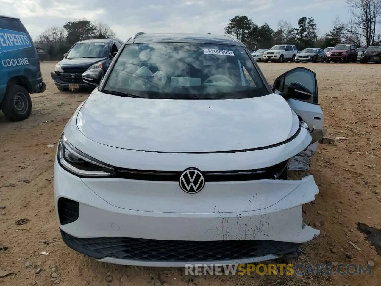 5 fotografías del automóvil dañado WVGDMPE22MP019506 VOLKSWAGEN ID.4 FIRST 2021