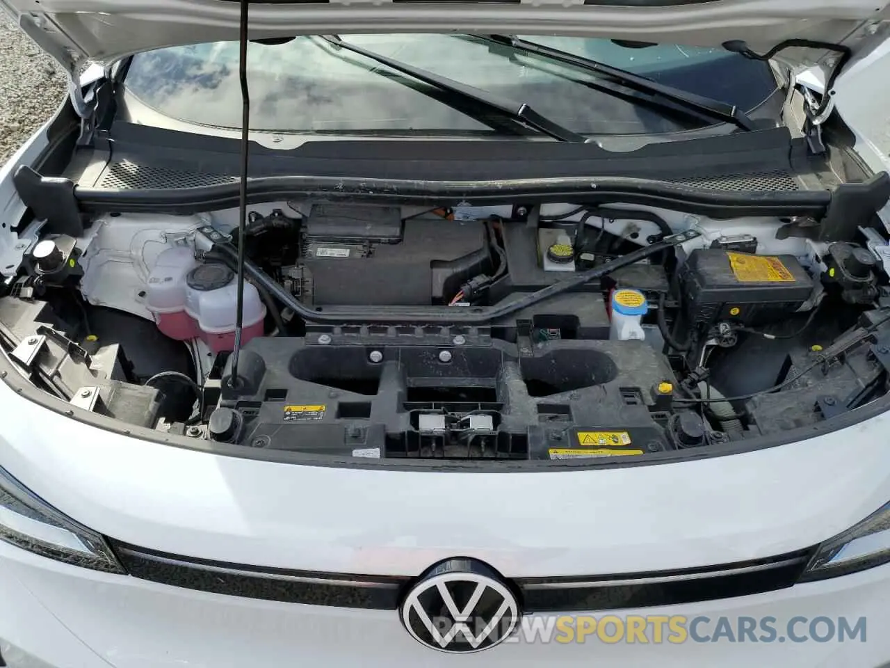 13 fotografías del automóvil dañado WVGDMPE28MP008011 VOLKSWAGEN ID.4 FIRST 2021