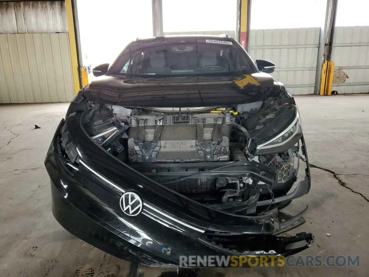 5 fotografías del automóvil dañado WVGRMPE29MP036308 VOLKSWAGEN ID.4 PRO 2021