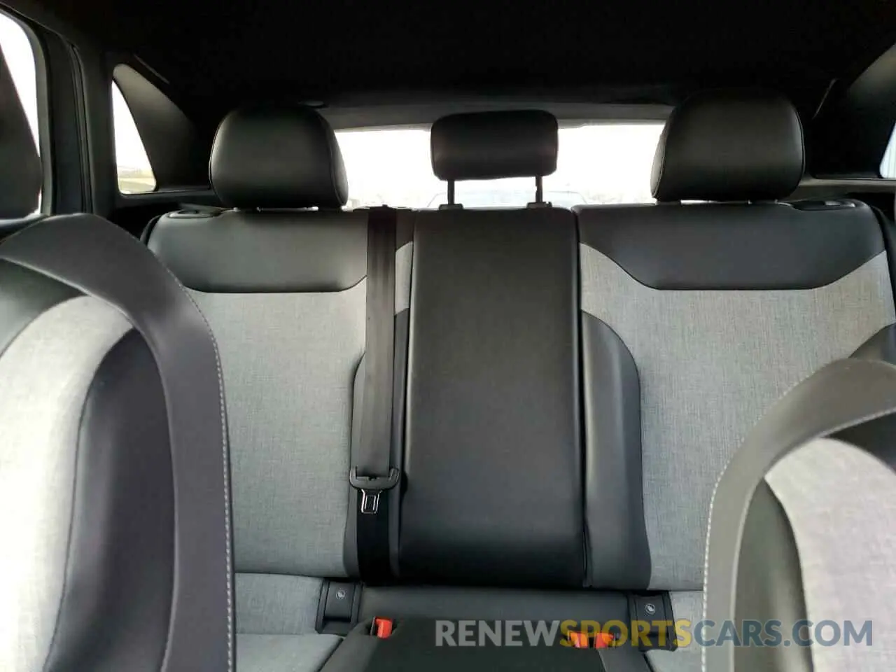 10 fotografías del automóvil dañado 1V2CMPE83PC016631 VOLKSWAGEN ID.4 PRO 2023