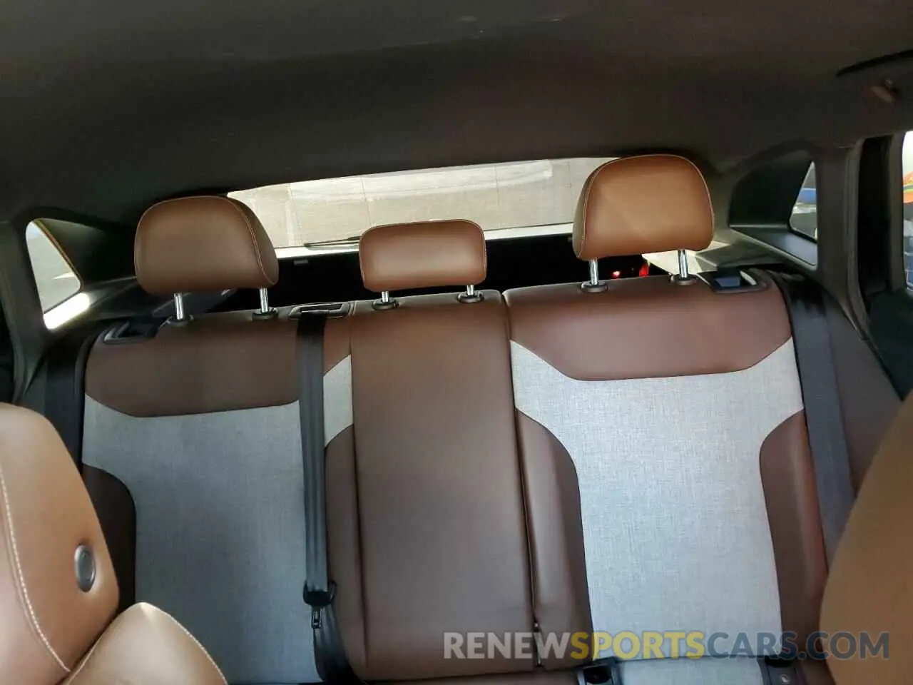 10 fotografías del automóvil dañado 1V2CMPE84PC031784 VOLKSWAGEN ID.4 PRO 2023