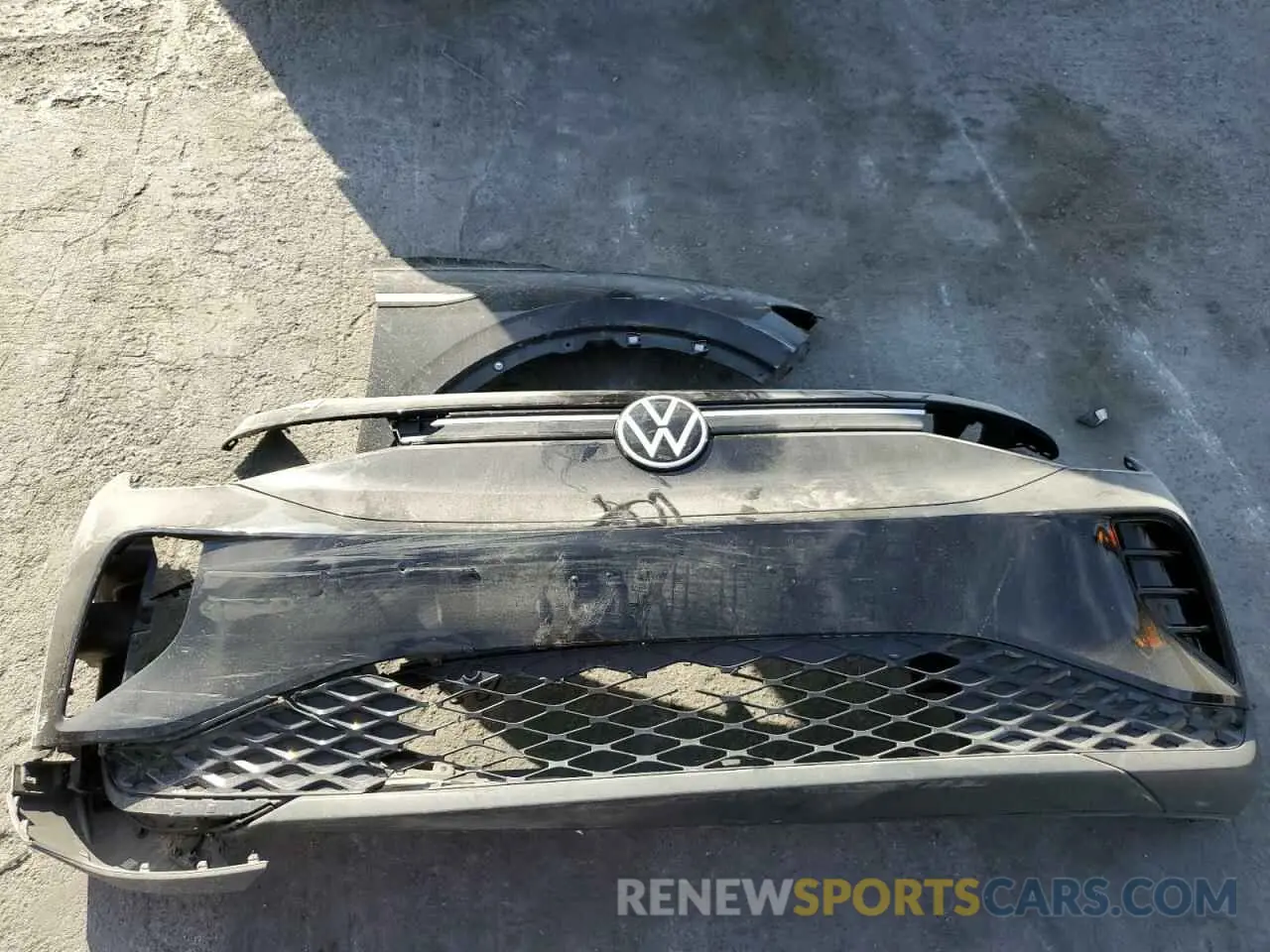 15 fotografías del automóvil dañado 1V2CMPE84PC031784 VOLKSWAGEN ID.4 PRO 2023