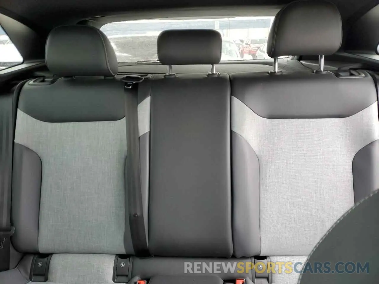 10 fotografías del automóvil dañado 1V2DNPE87PC009179 VOLKSWAGEN ID.4 PRO 2023