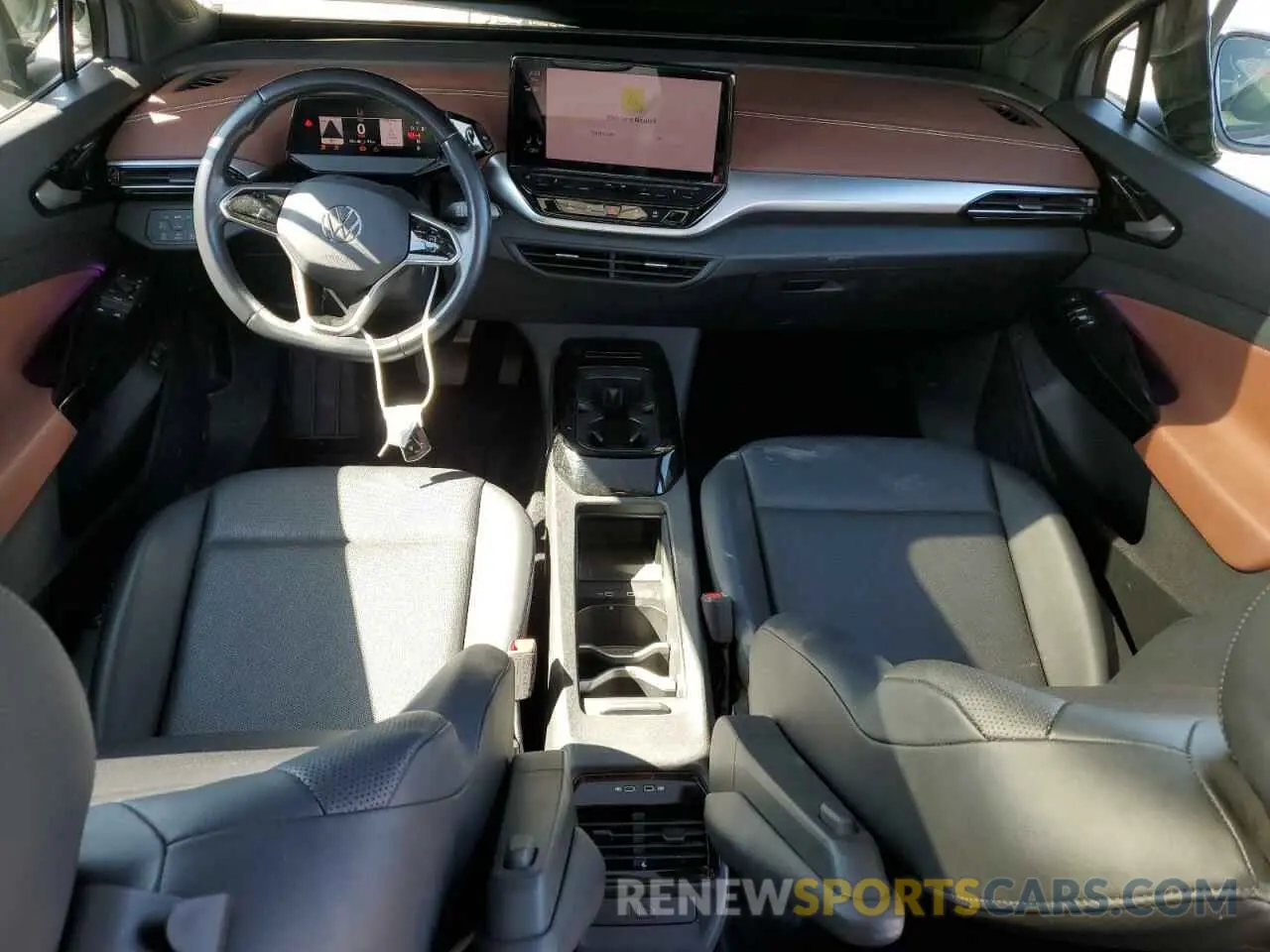 8 fotografías del automóvil dañado WVGGNPE2XMP057818 VOLKSWAGEN ID.4 PRO S 2021
