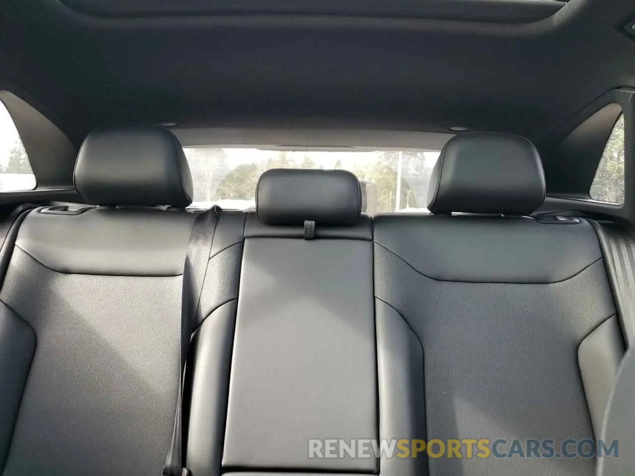10 fotografías del automóvil dañado WVGUNPE25MP064209 VOLKSWAGEN ID.4 PRO S 2021
