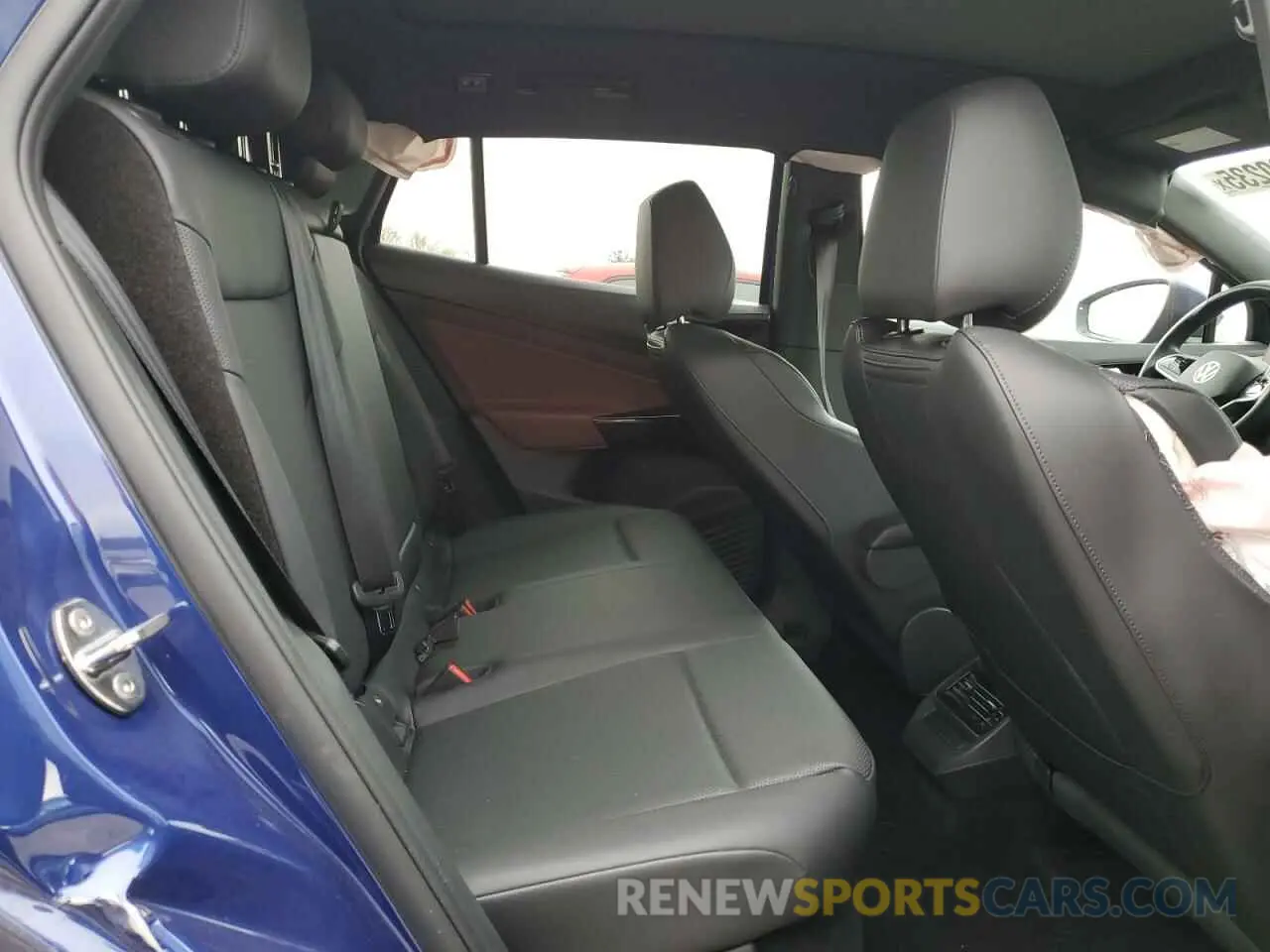 11 fotografías del automóvil dañado WVGTMPE24NP074861 VOLKSWAGEN ID.4 PRO S 2022