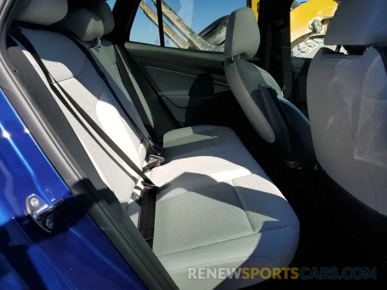 11 fotografías del automóvil dañado WVGUNPE29NP071844 VOLKSWAGEN ID.4 PRO S 2022