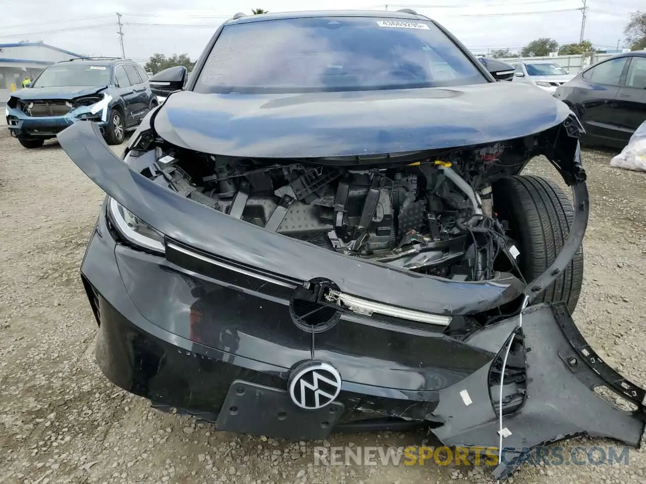 5 fotografías del automóvil dañado 1V2GNPE87PC000396 VOLKSWAGEN ID.4 PRO S 2023