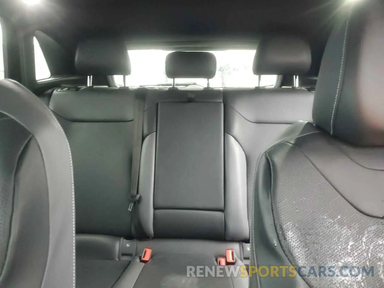 10 fotografías del automóvil dañado 1V2GNPE87PC013729 VOLKSWAGEN ID.4 PRO S 2023