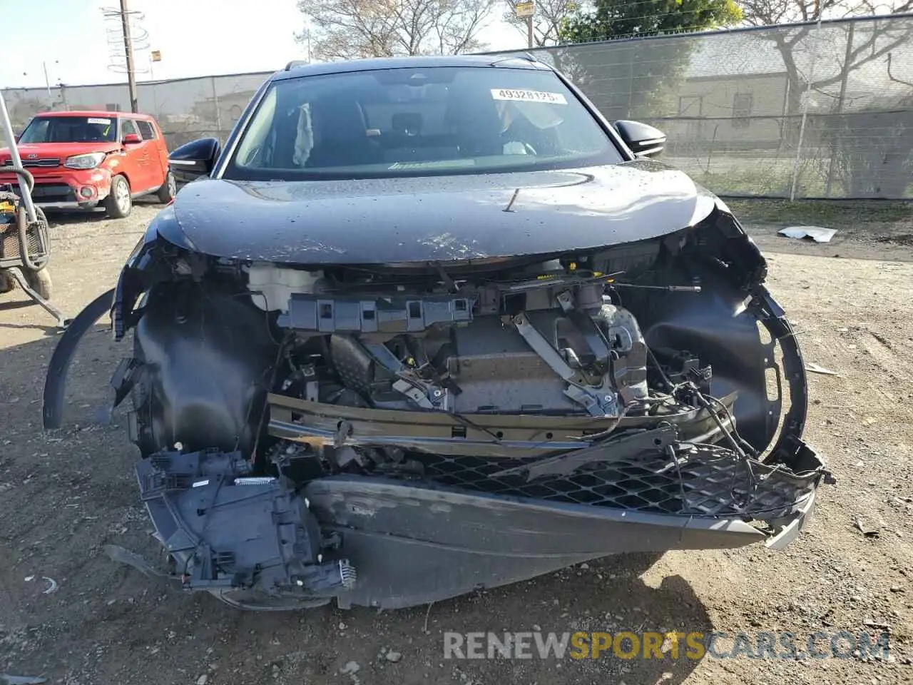 5 fotografías del automóvil dañado 1V2VMPE82PC015706 VOLKSWAGEN ID.4 PRO S 2023