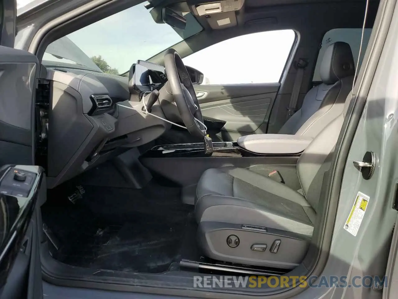 7 fotografías del automóvil dañado 1V2VMPE84PC021684 VOLKSWAGEN ID.4 PRO S 2023
