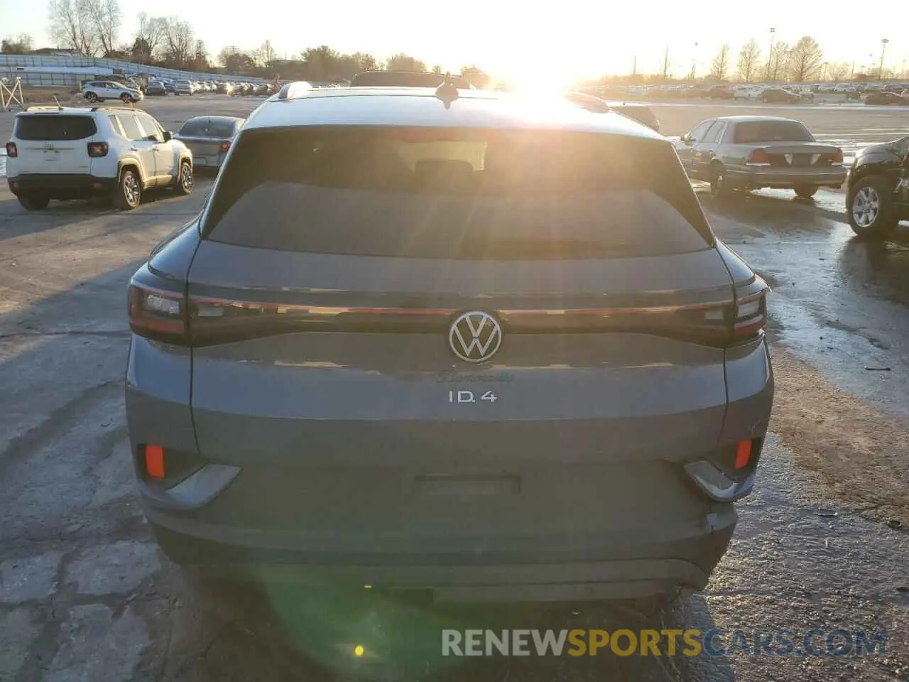 6 fotografías del automóvil dañado 1V25MPE84PC038050 VOLKSWAGEN ID.4 S 2023