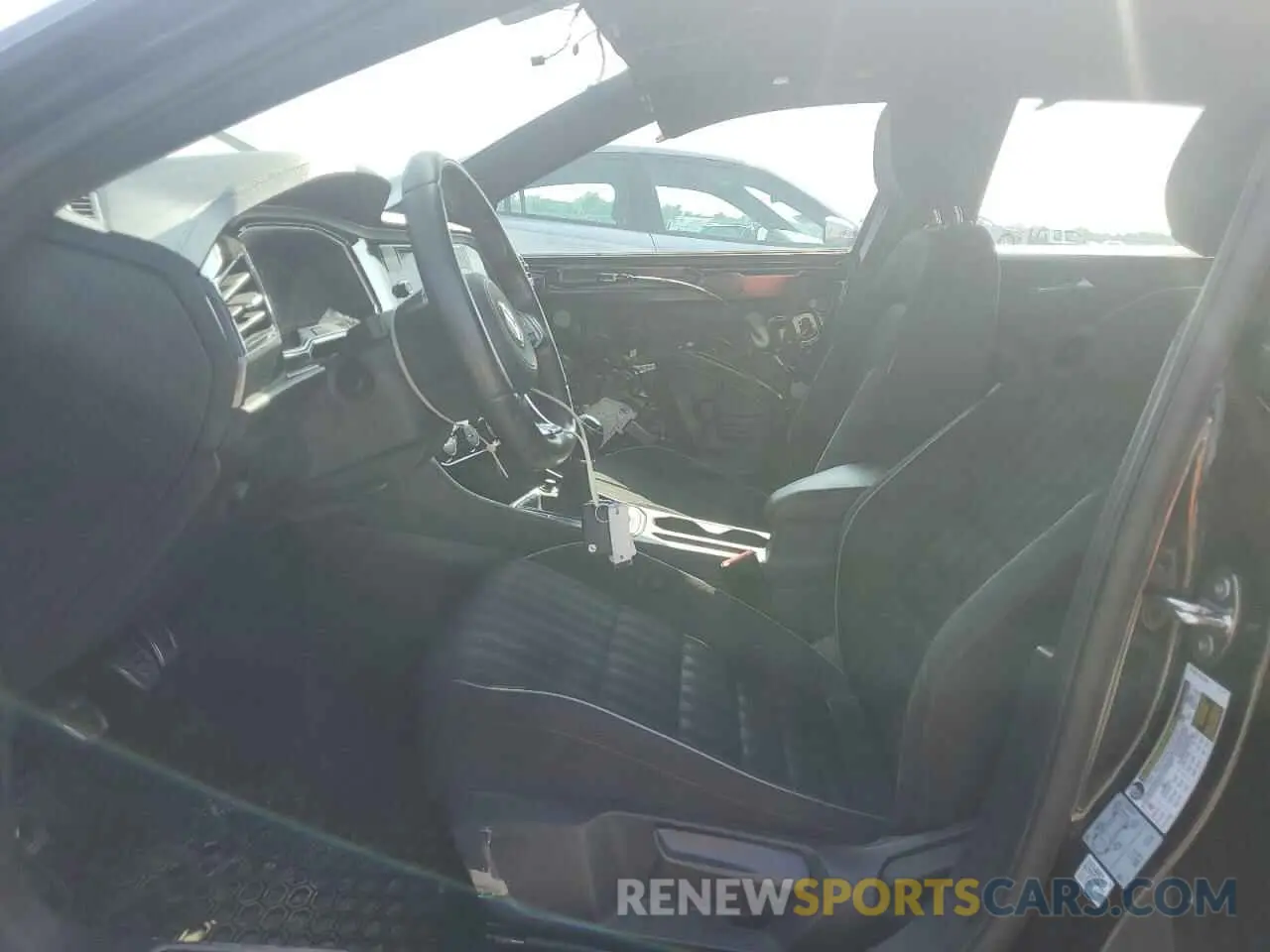 7 fotografías del automóvil dañado 3VW5T7BU3KM137808 VOLKSWAGEN JETTA 2019