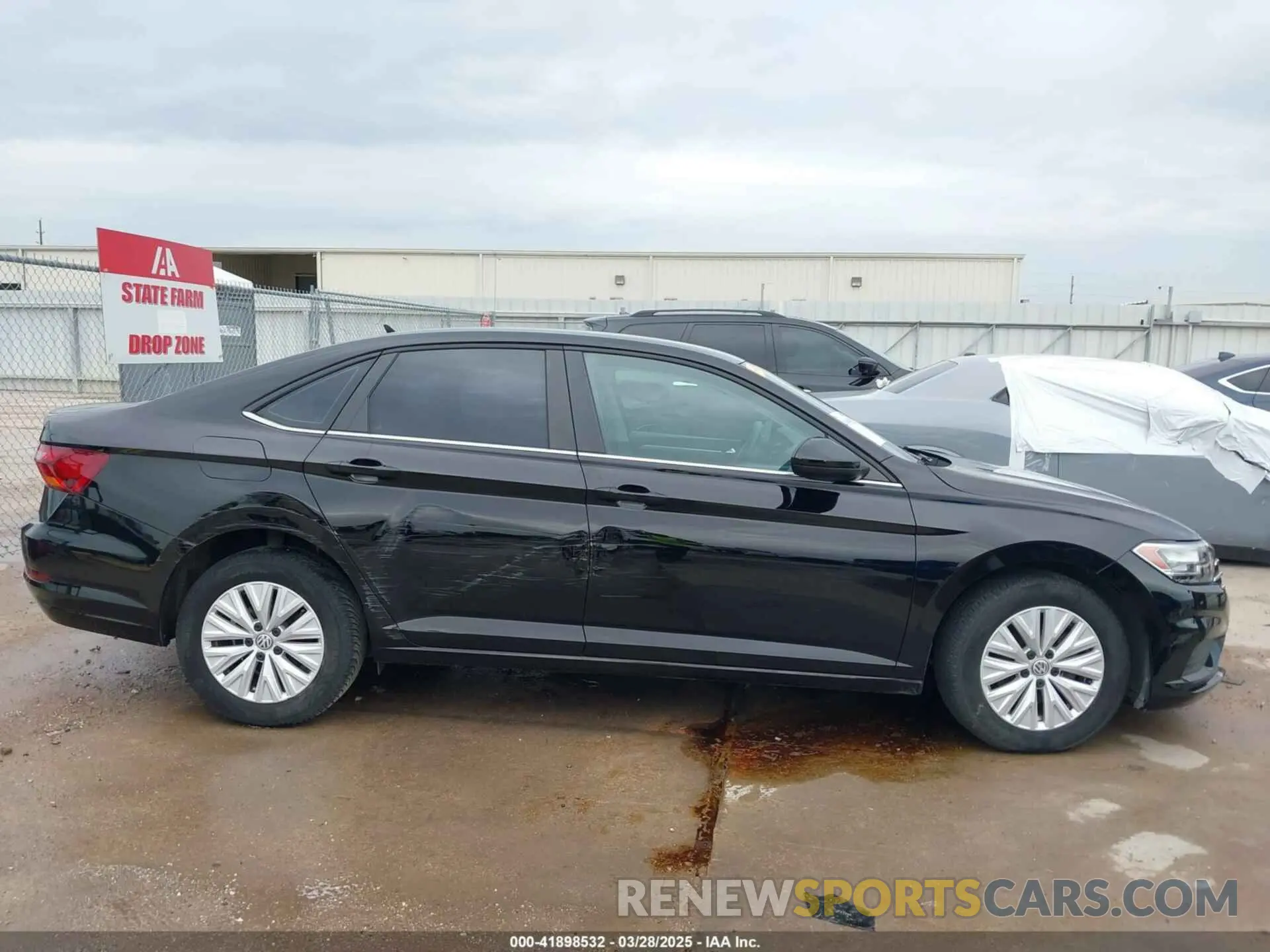 14 fotografías del automóvil dañado 3VWC57BU1KM033688 VOLKSWAGEN JETTA 2019