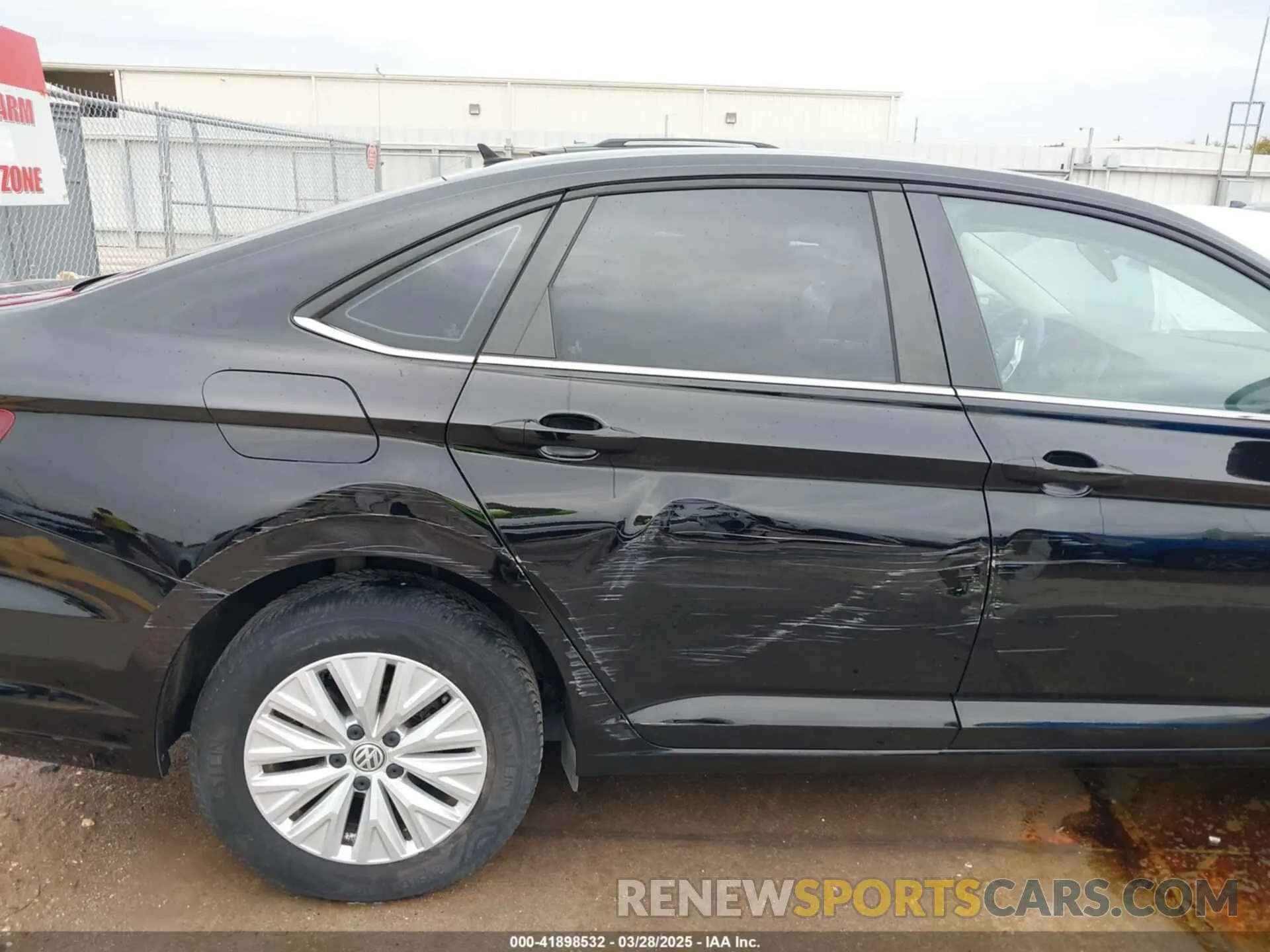 18 fotografías del automóvil dañado 3VWC57BU1KM033688 VOLKSWAGEN JETTA 2019