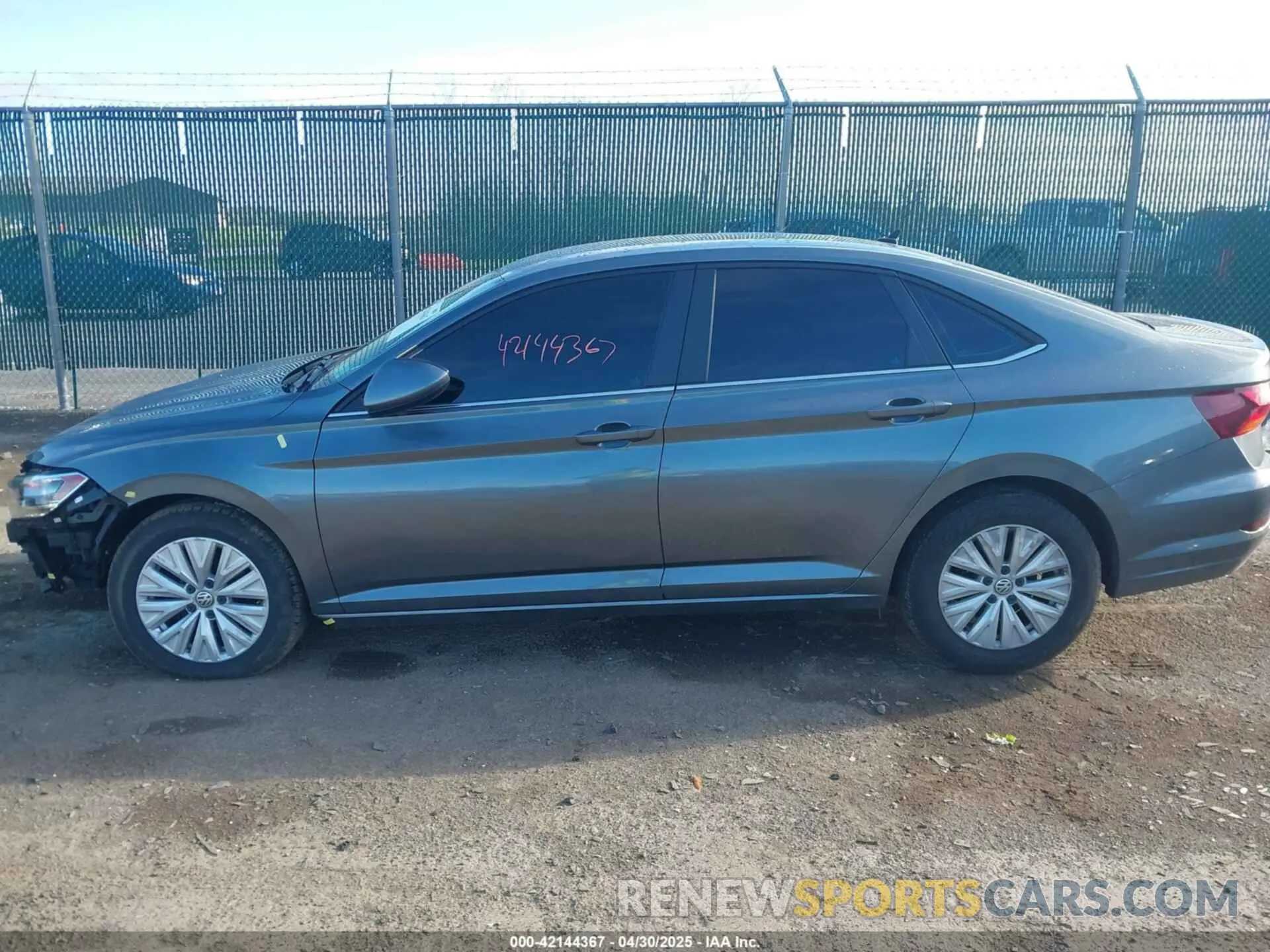15 fotografías del automóvil dañado 3VWC57BU1KM053245 VOLKSWAGEN JETTA 2019