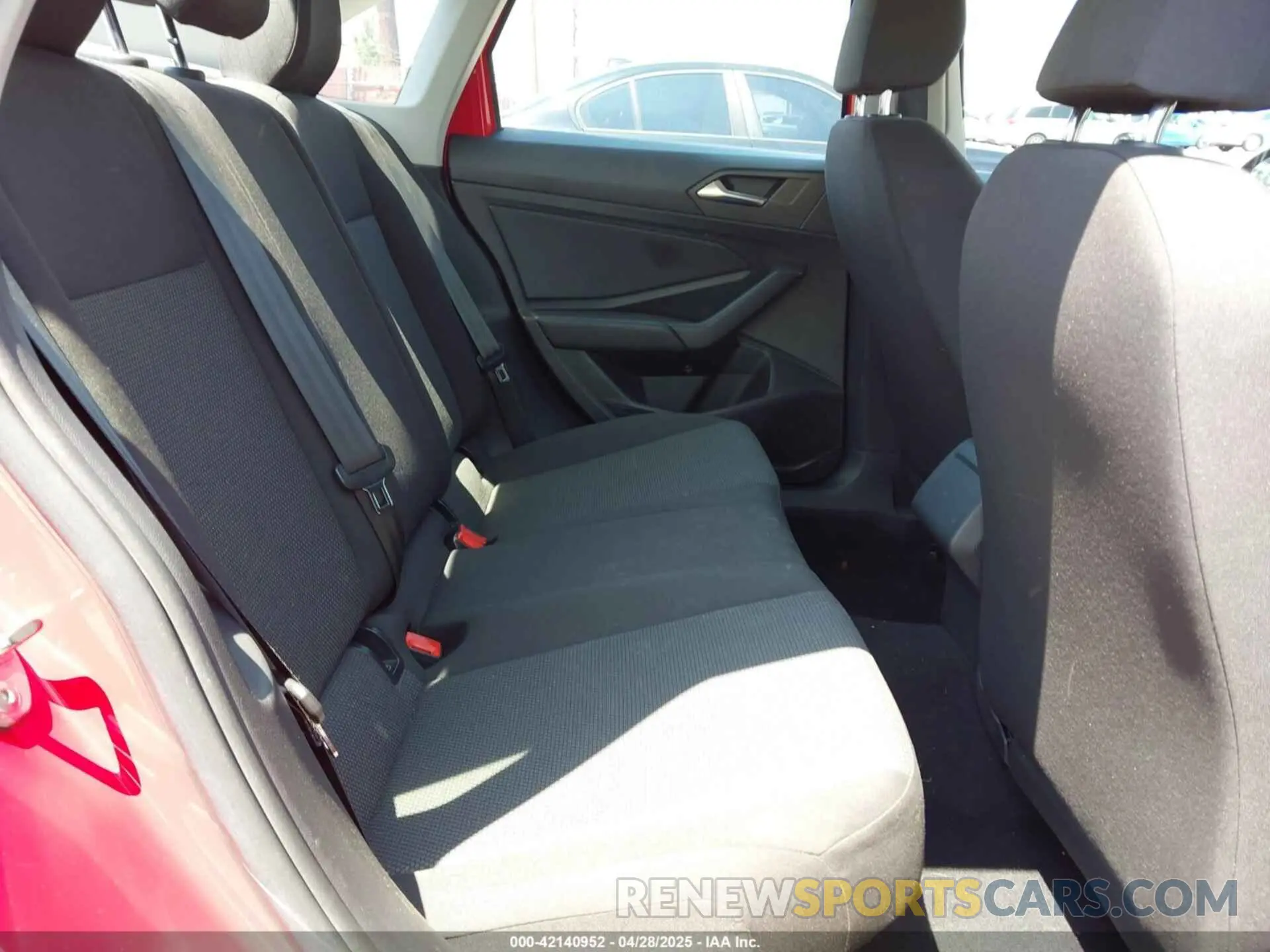 8 fotografías del automóvil dañado 3VWC57BU1KM055643 VOLKSWAGEN JETTA 2019
