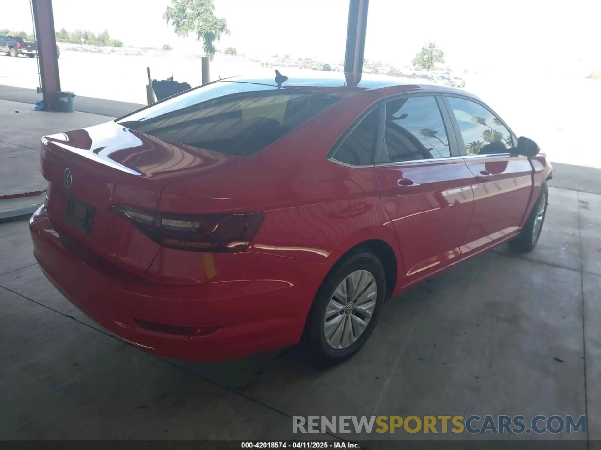 4 fotografías del automóvil dañado 3VWC57BU1KM067873 VOLKSWAGEN JETTA 2019