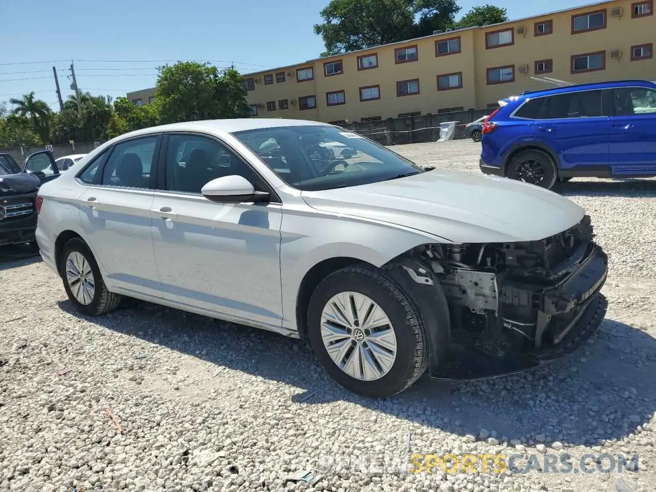 4 fotografías del automóvil dañado 3VWC57BU1KM137632 VOLKSWAGEN JETTA 2019