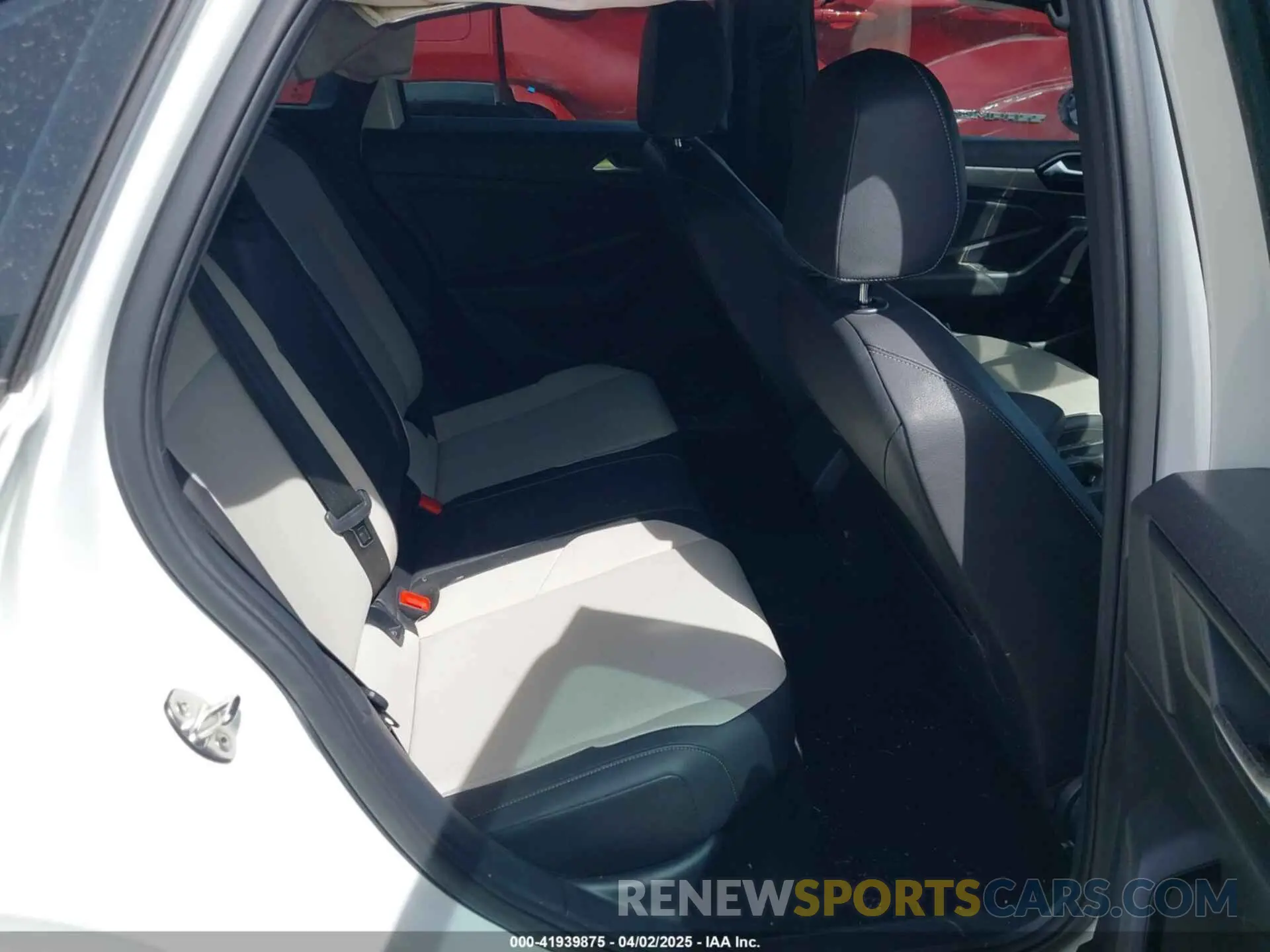 8 fotografías del automóvil dañado 3VWC57BU1KM170551 VOLKSWAGEN JETTA 2019