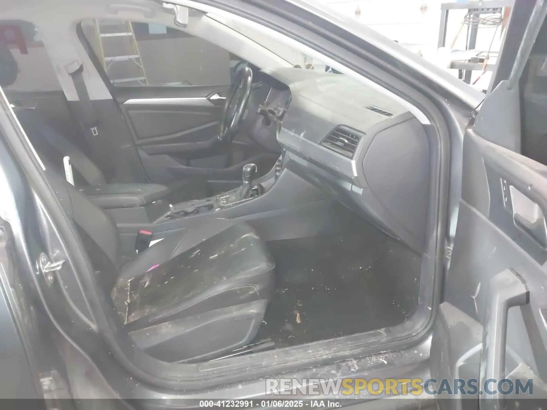 5 fotografías del automóvil dañado 3VWC57BU2KM039631 VOLKSWAGEN JETTA 2019