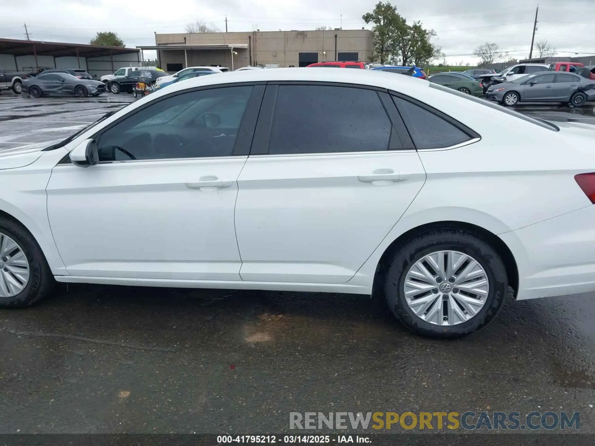 14 fotografías del automóvil dañado 3VWC57BU2KM087081 VOLKSWAGEN JETTA 2019