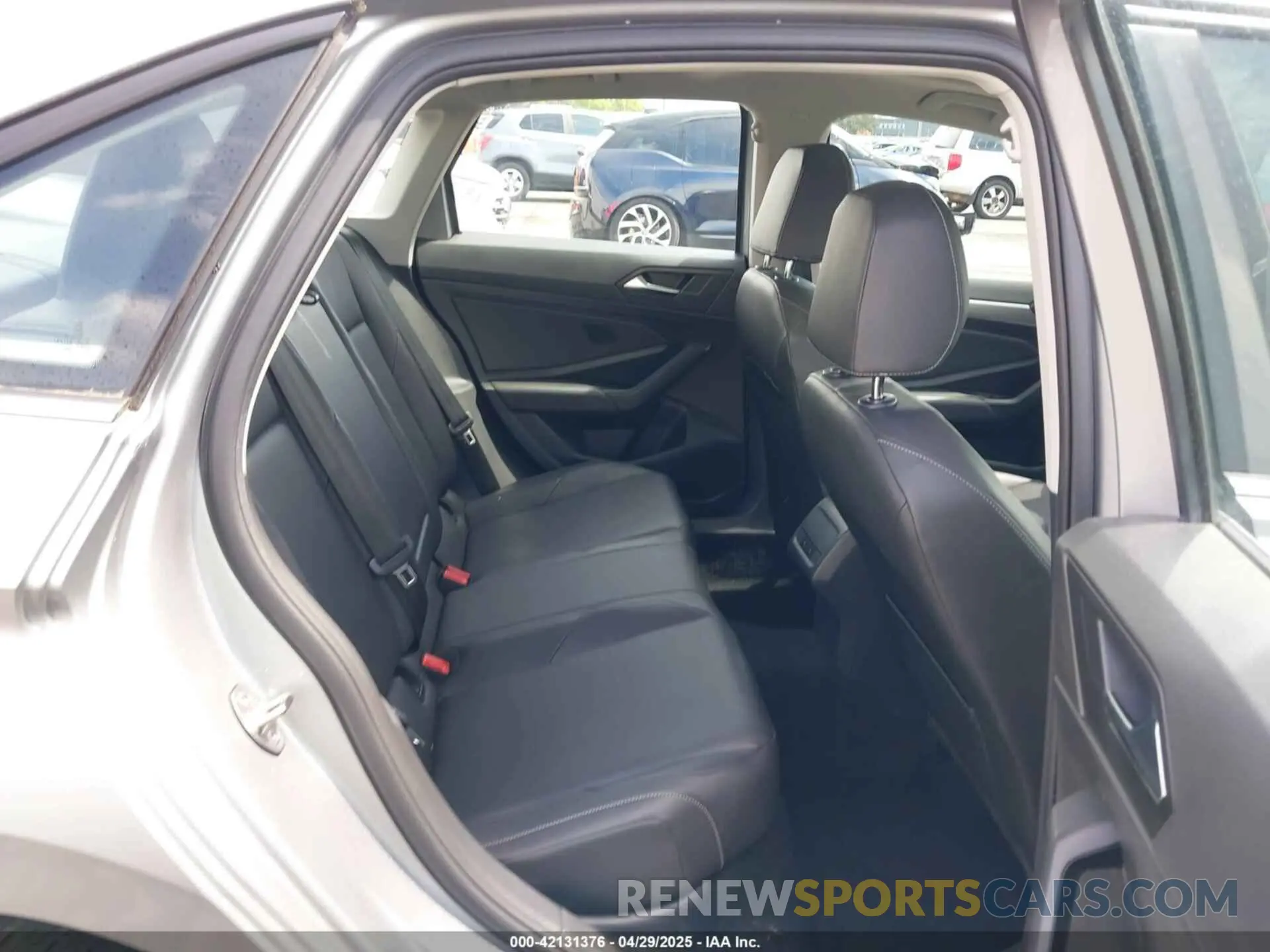 8 fotografías del automóvil dañado 3VWC57BU2KM215738 VOLKSWAGEN JETTA 2019