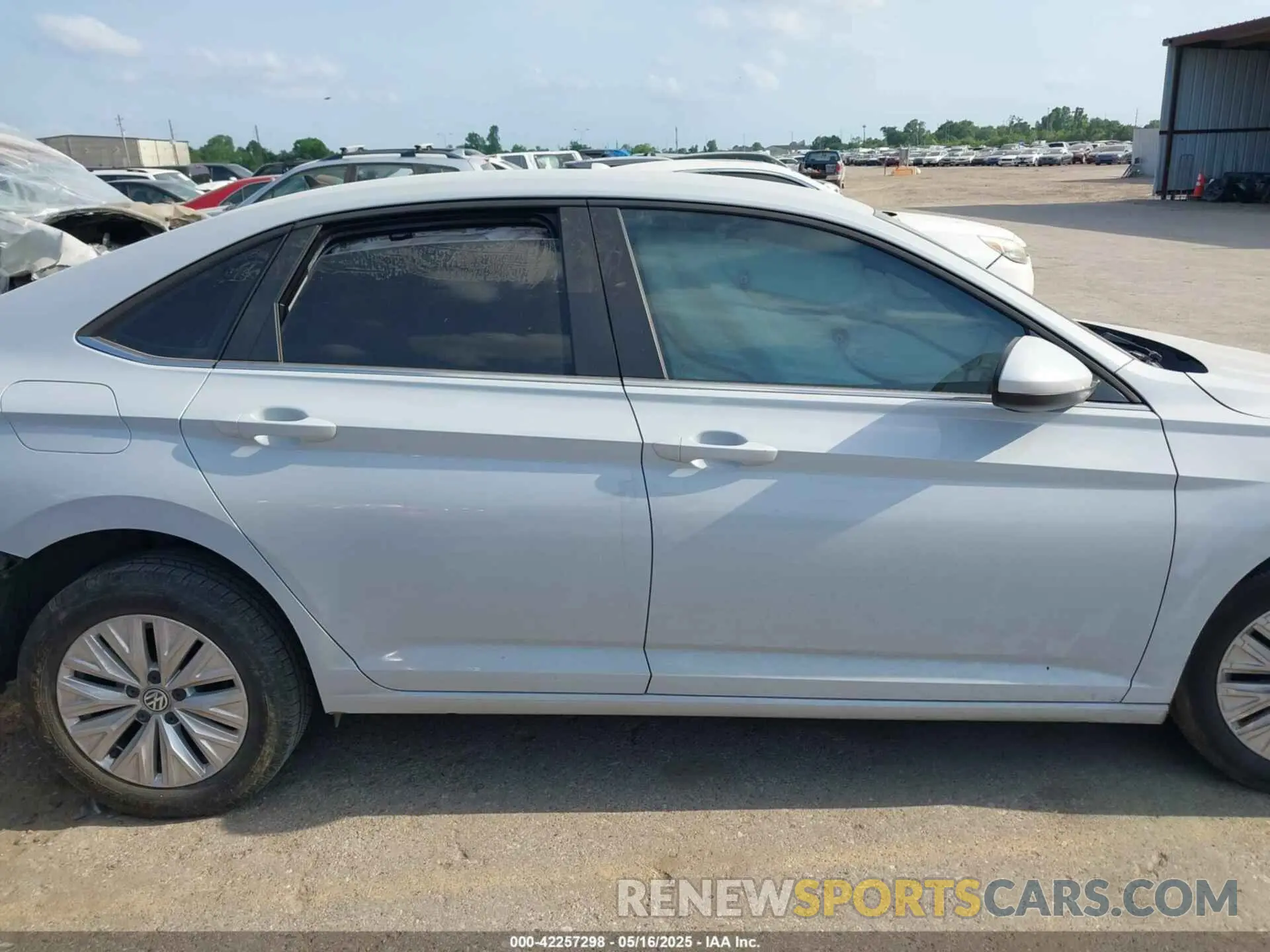 13 fotografías del automóvil dañado 3VWC57BU3KM089437 VOLKSWAGEN JETTA 2019