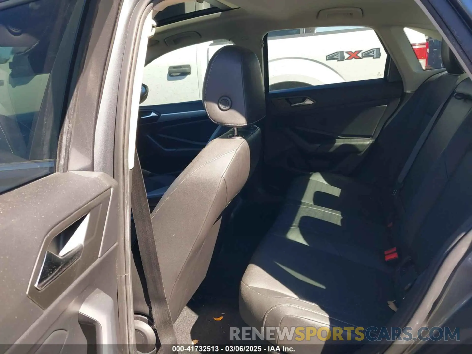 8 fotografías del automóvil dañado 3VWC57BU3KM143822 VOLKSWAGEN JETTA 2019
