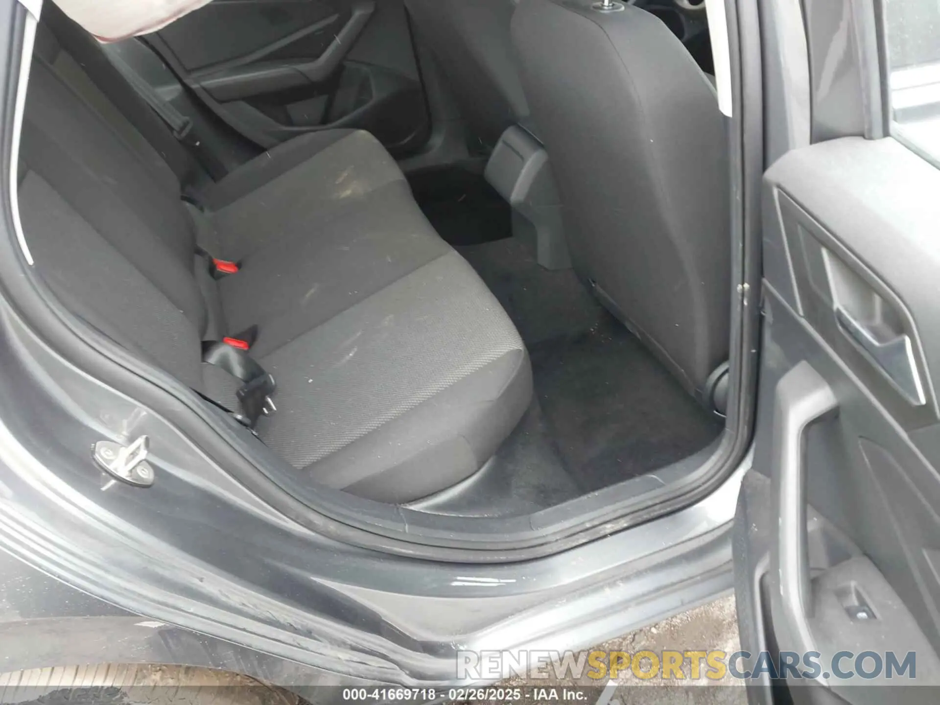 8 fotografías del automóvil dañado 3VWC57BU4KM006937 VOLKSWAGEN JETTA 2019