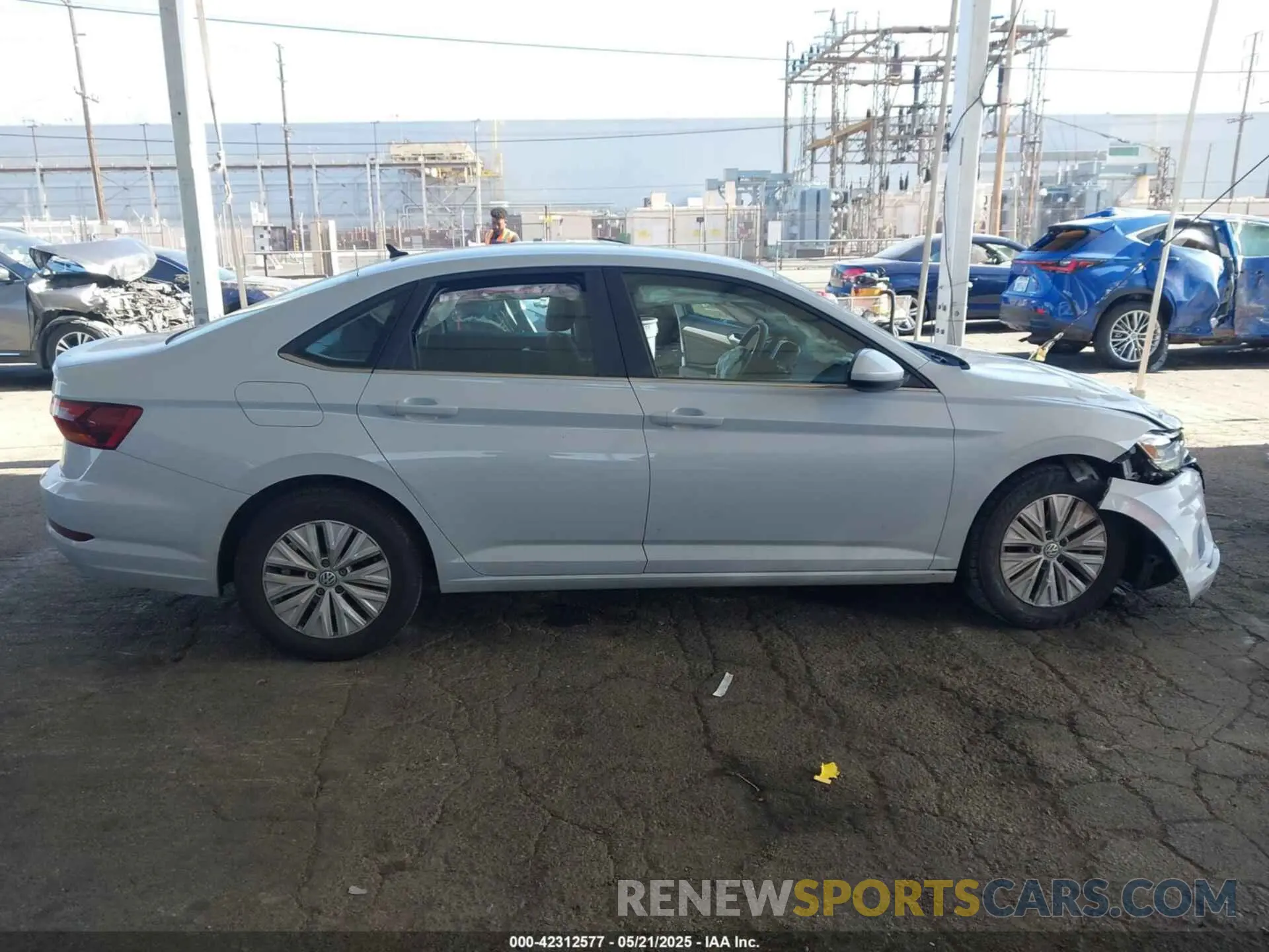 13 fotografías del automóvil dañado 3VWC57BU4KM074087 VOLKSWAGEN JETTA 2019