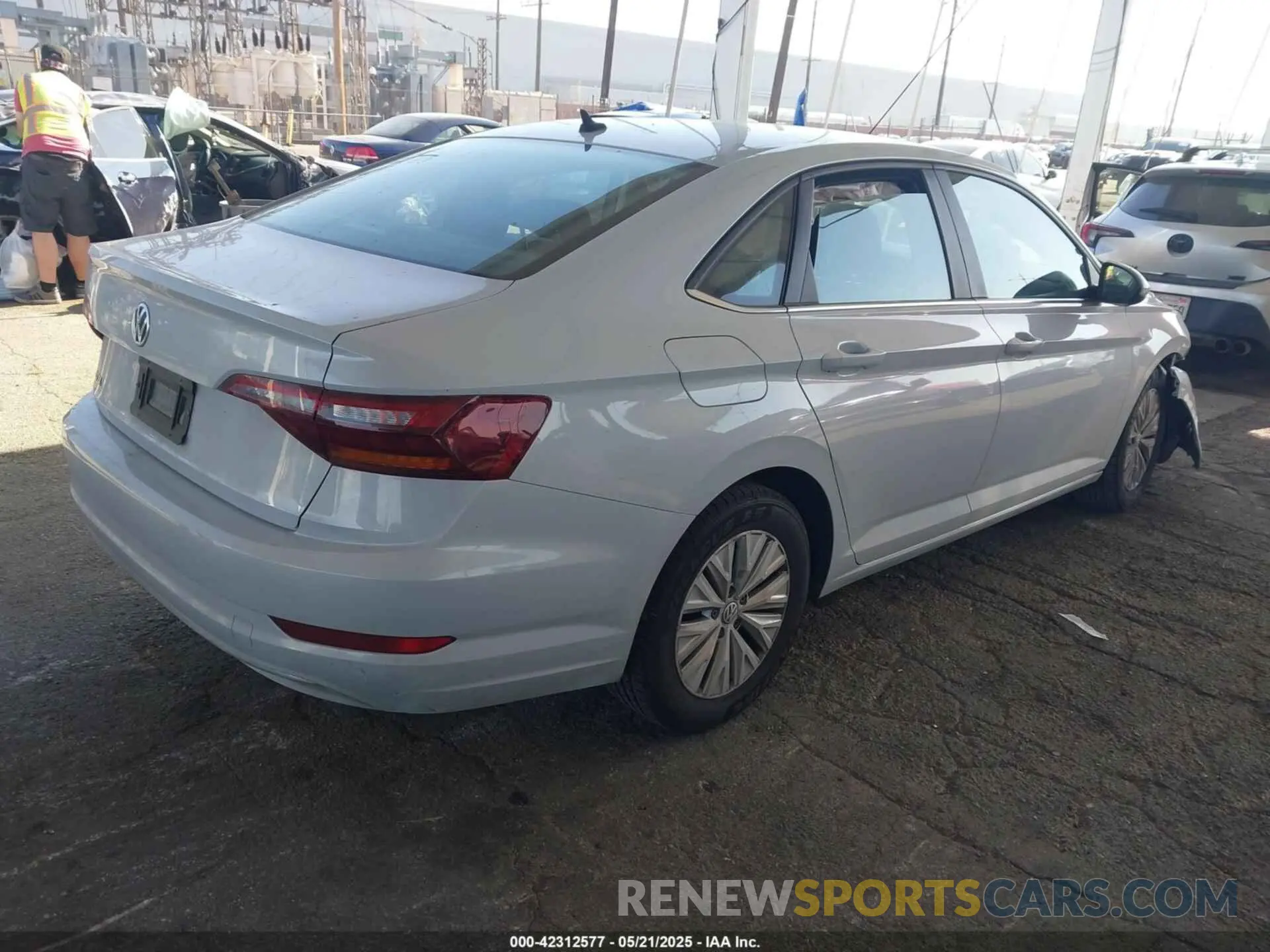 4 fotografías del automóvil dañado 3VWC57BU4KM074087 VOLKSWAGEN JETTA 2019