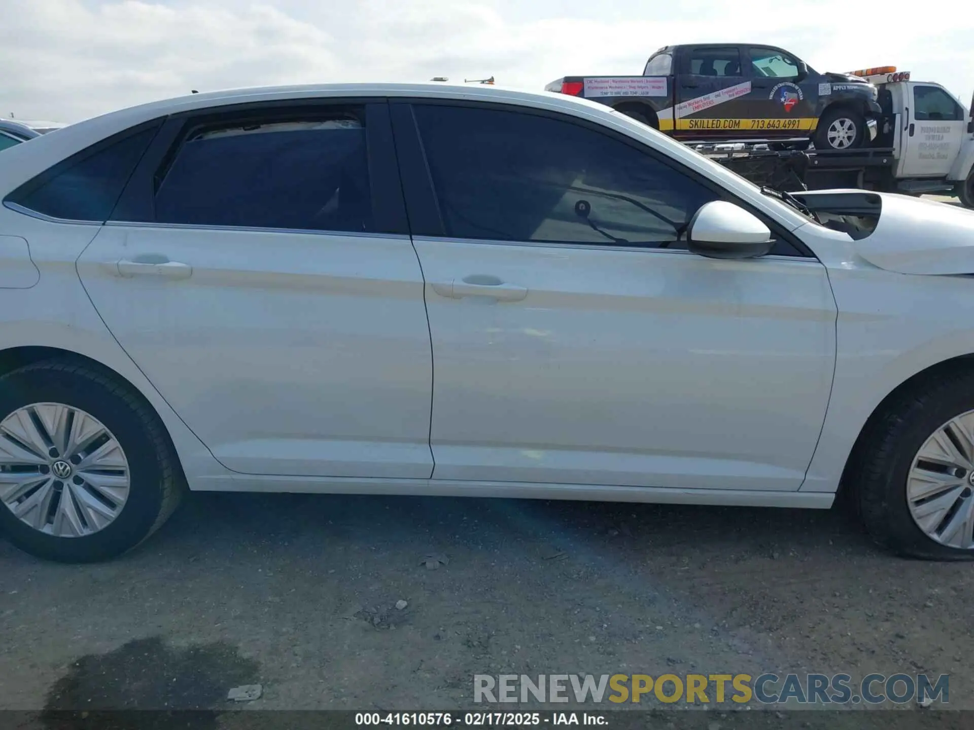 13 fotografías del automóvil dañado 3VWC57BU4KM074381 VOLKSWAGEN JETTA 2019