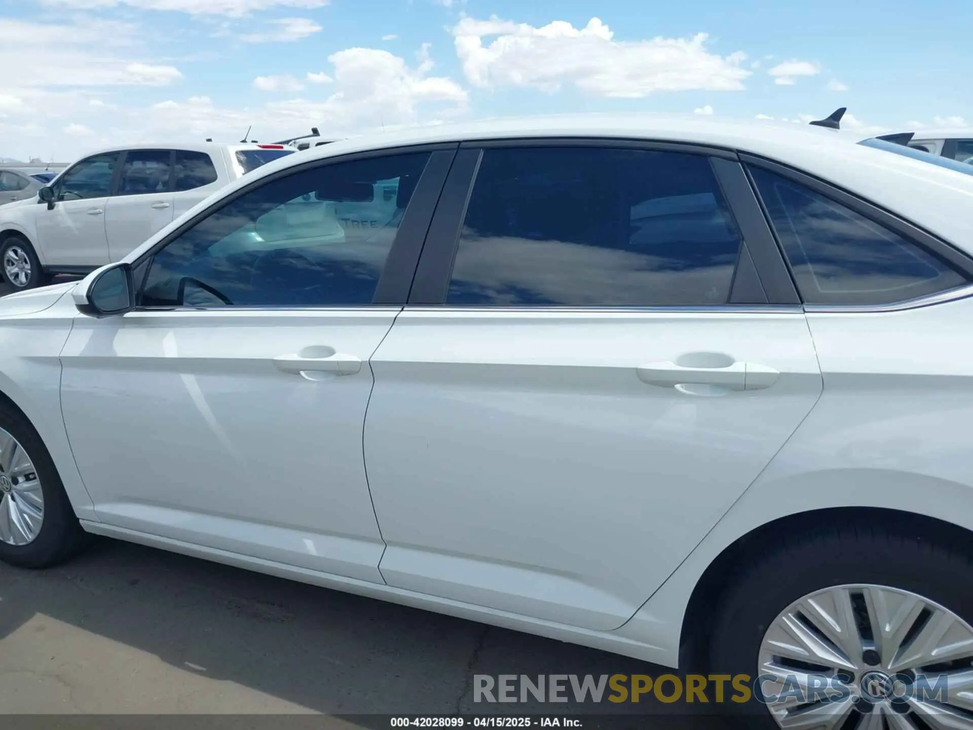 15 fotografías del automóvil dañado 3VWC57BU4KM089706 VOLKSWAGEN JETTA 2019